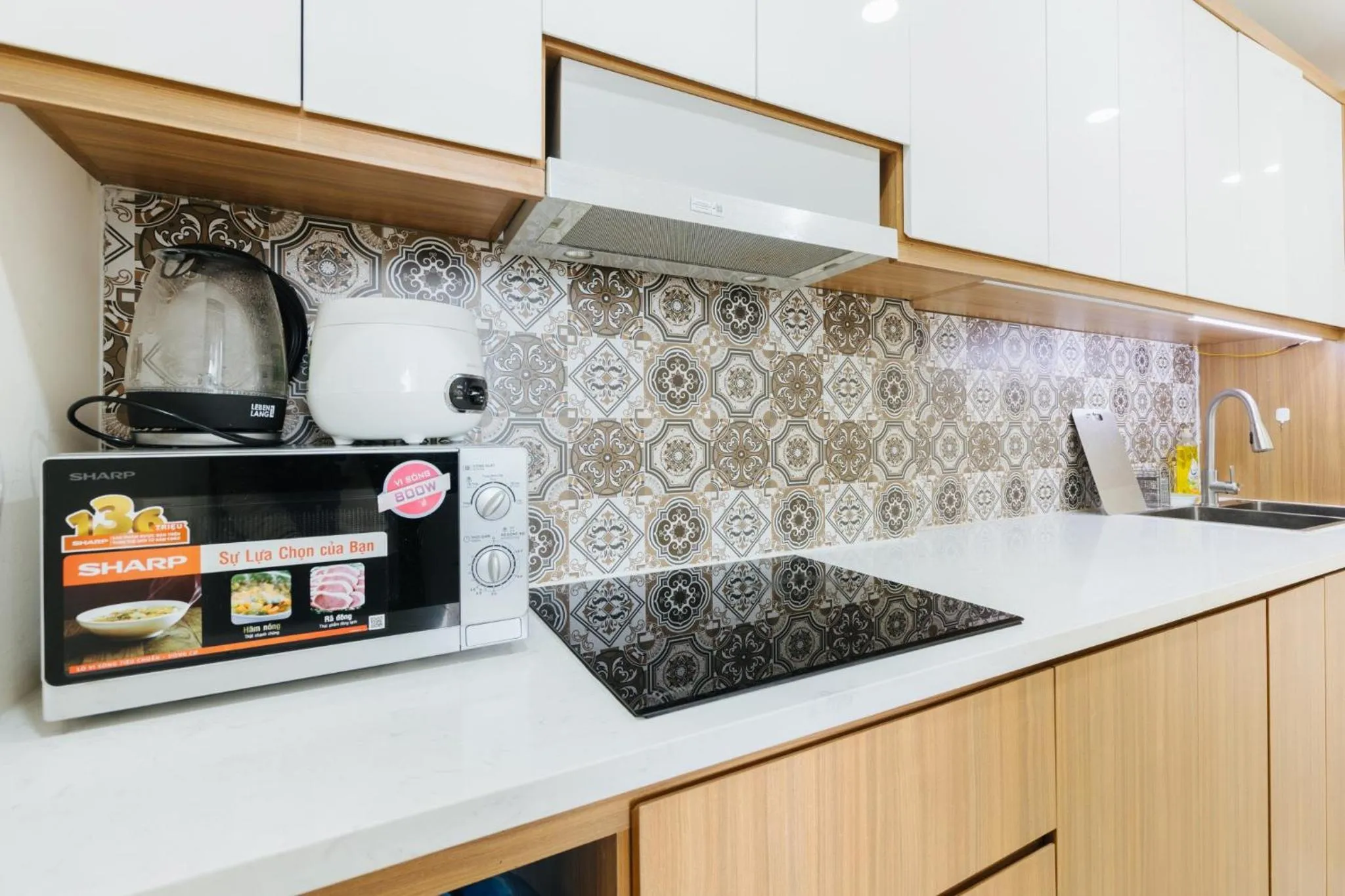 stove in Daniel Apartment - D'Capitale Ha Noi