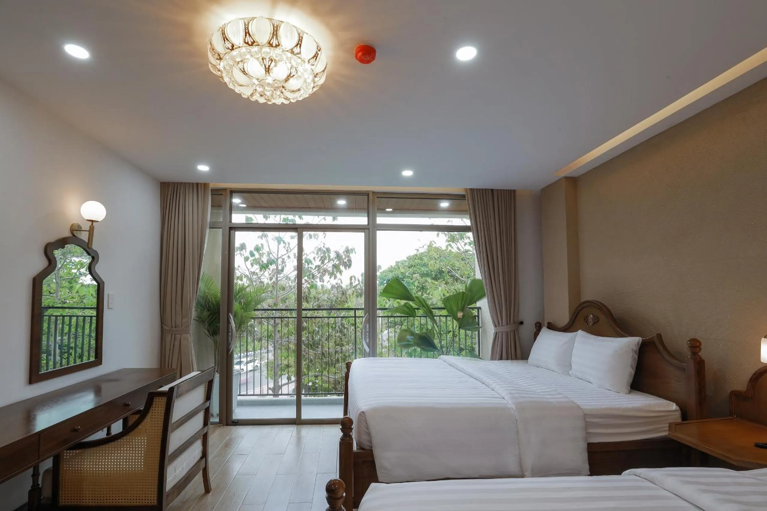 View (from property/room), Bed in Maya Hotel 4