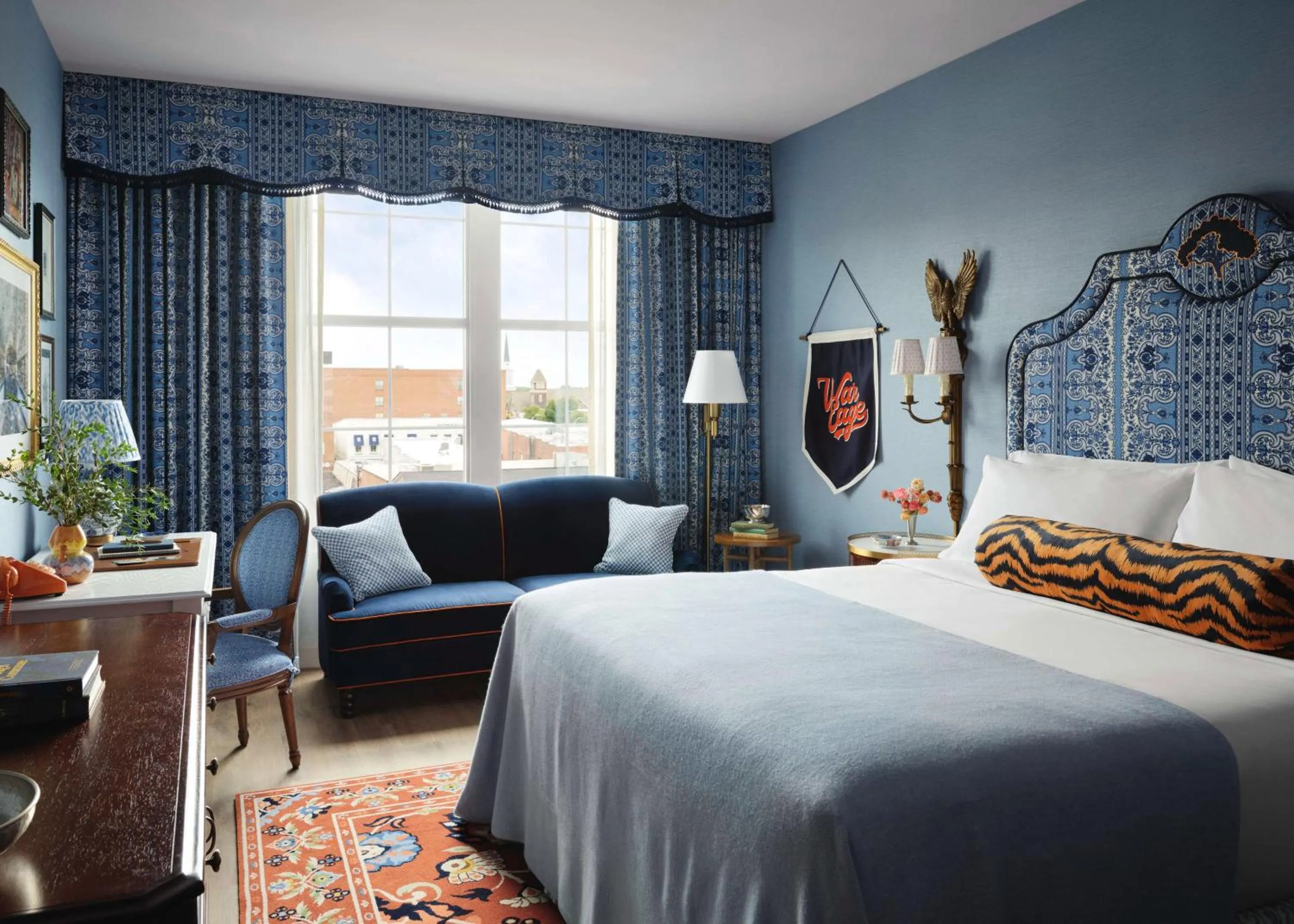 Bed in Graduate by Hilton Auburn, AL