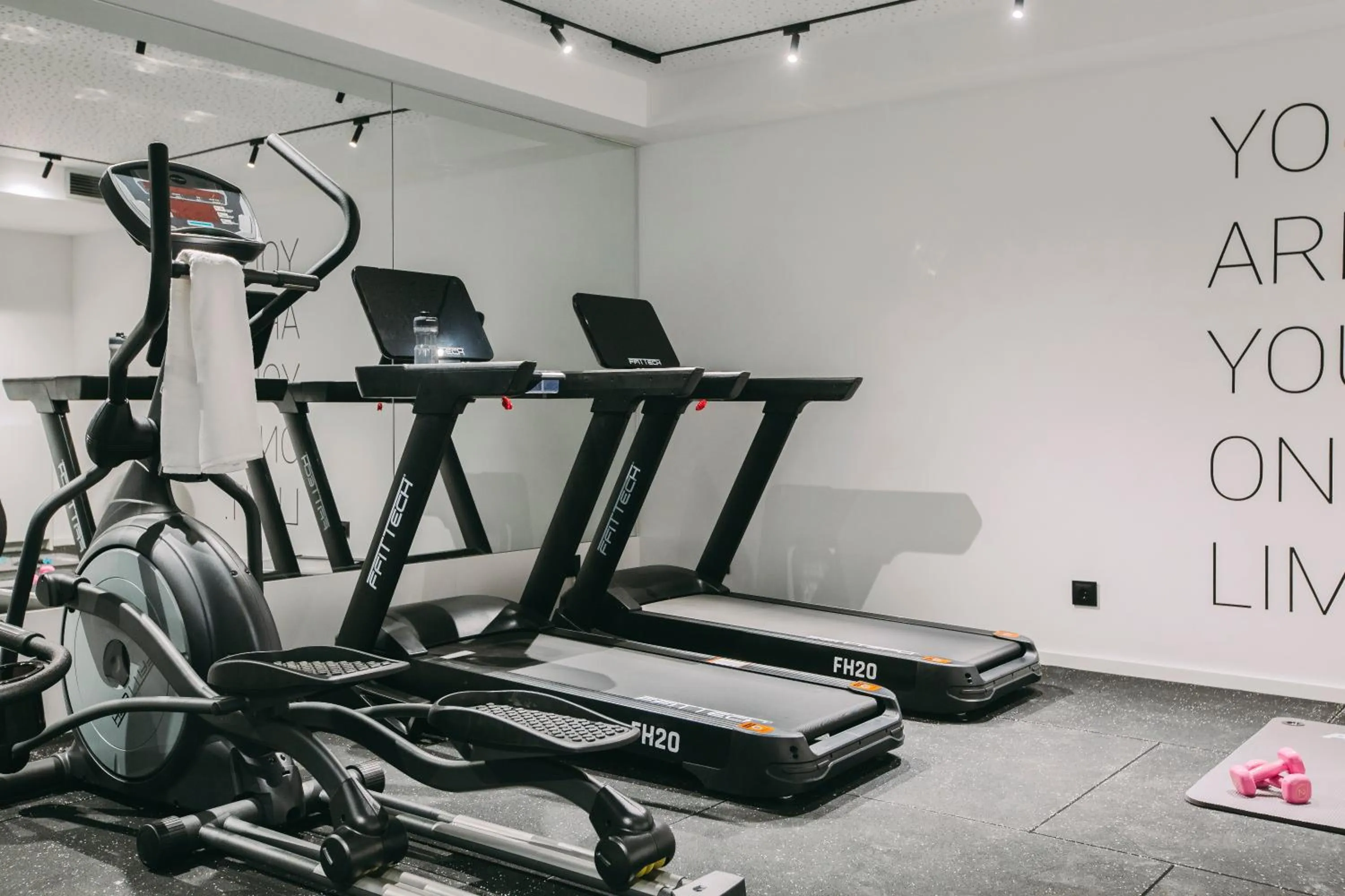 Fitness centre/facilities in Hotels 705 Porto Prime Home