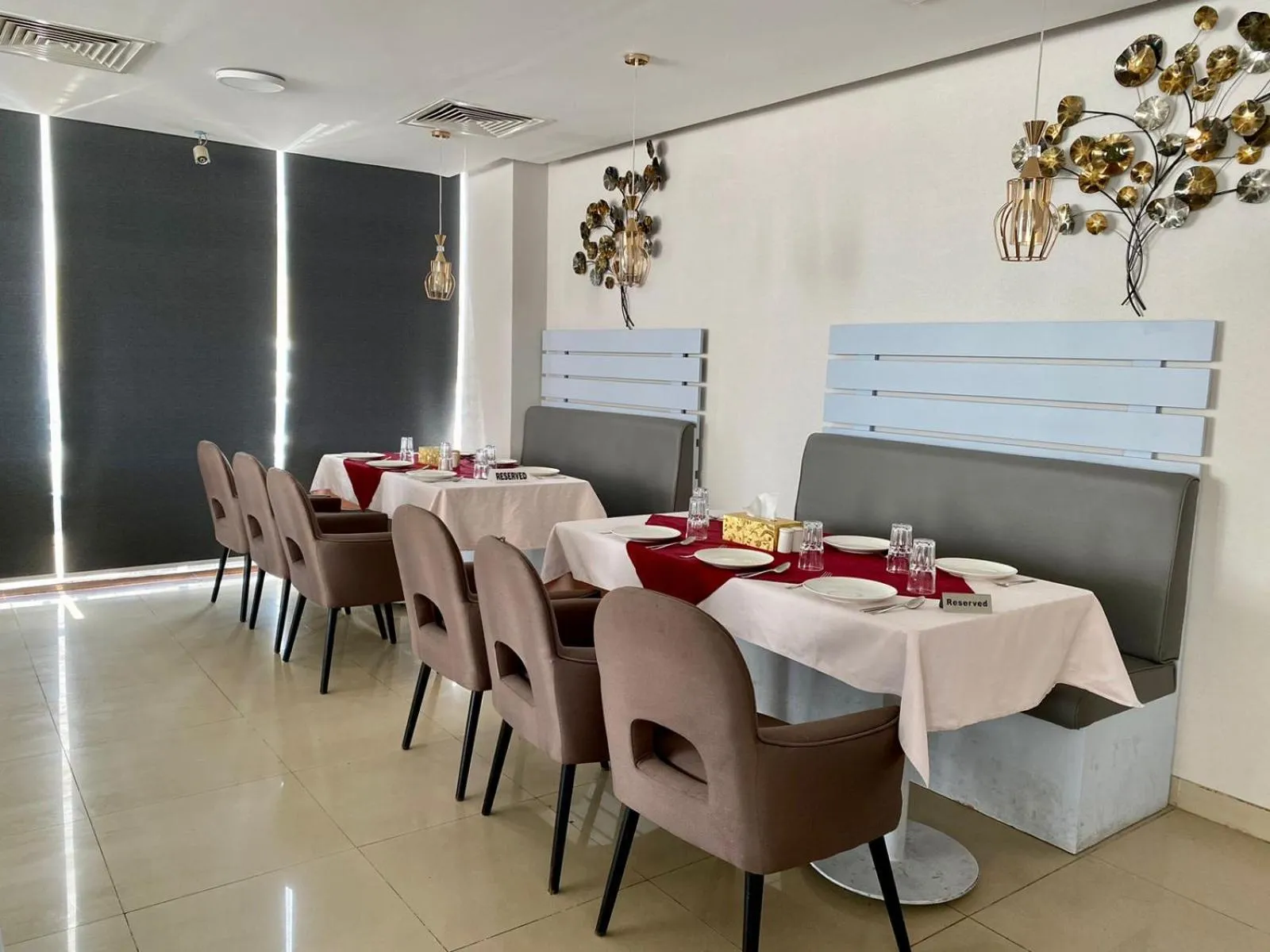 Dining area in Savoy Grand Hotel Apartments