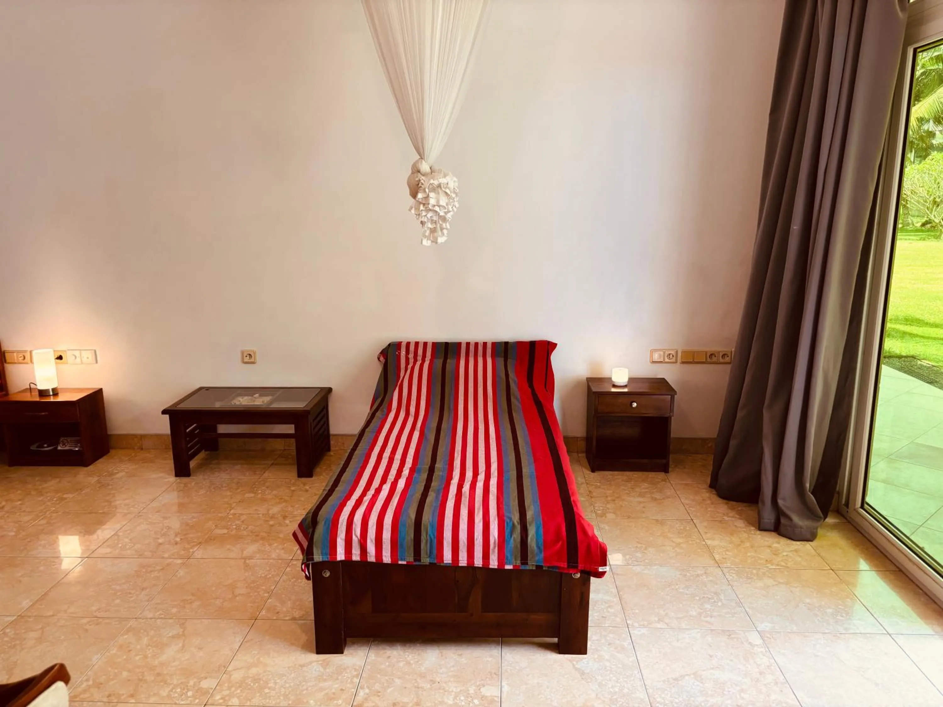 Decorative detail, Bed in Raja Beach Hotel