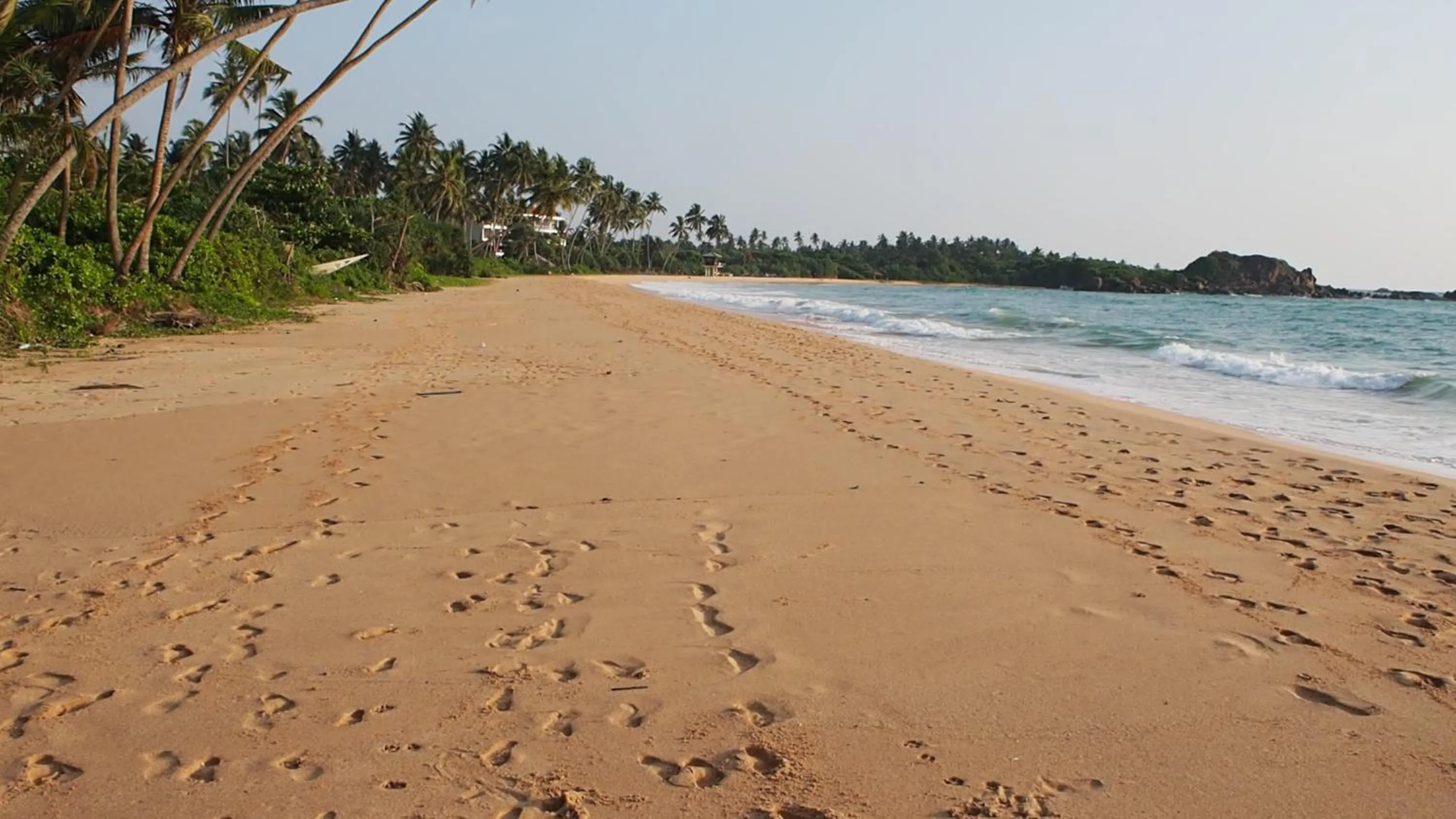 Beach in Raja Beach Hotel