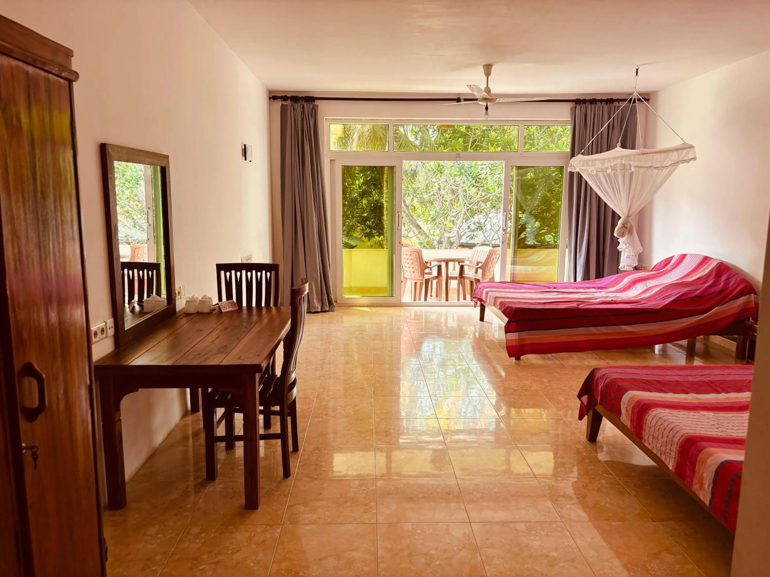 Photo of the whole room, Bed in Raja Beach Hotel