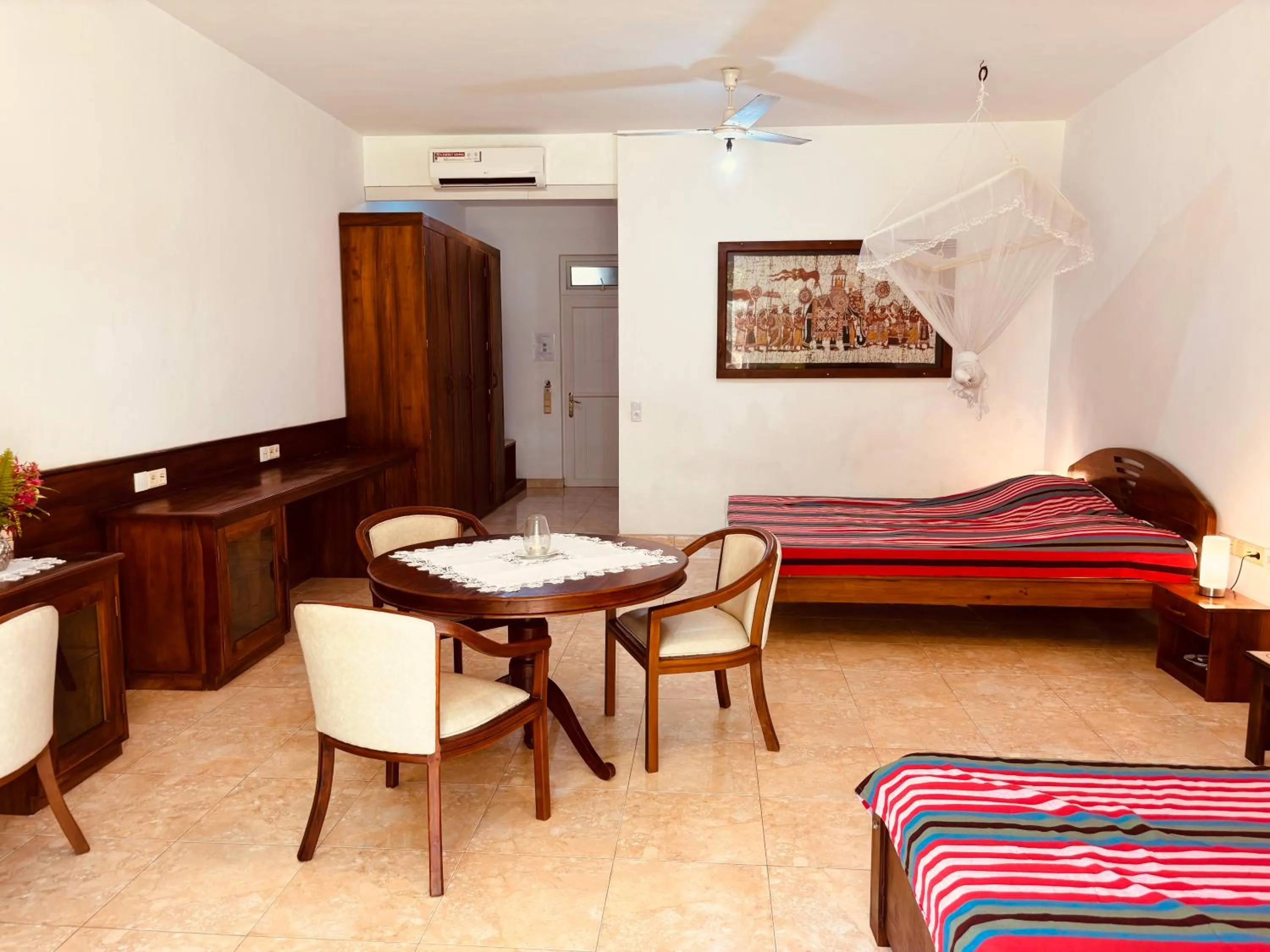 Photo of the whole room, Bed in Raja Beach Hotel