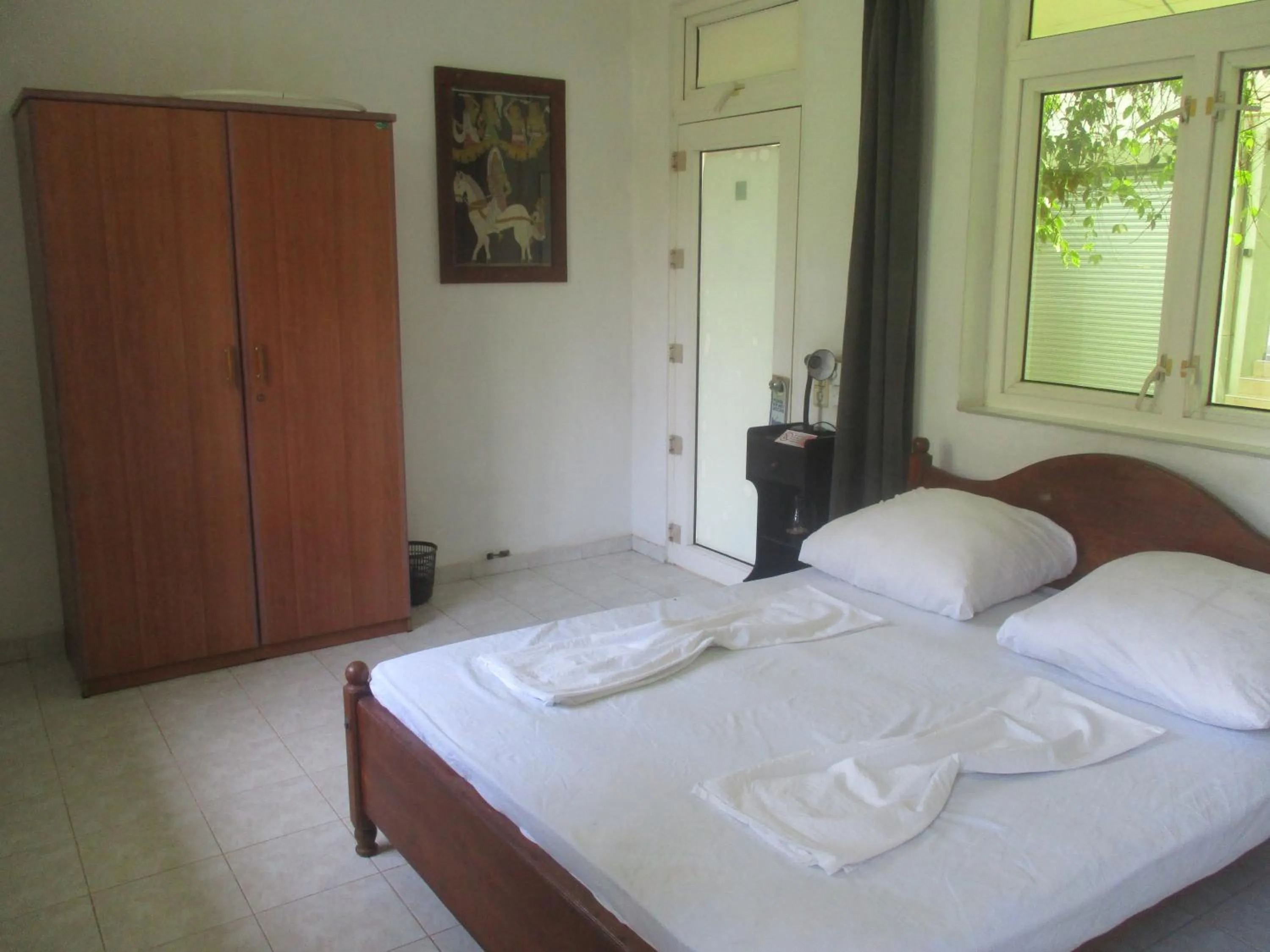 Photo of the whole room, Bed in Raja Beach Hotel