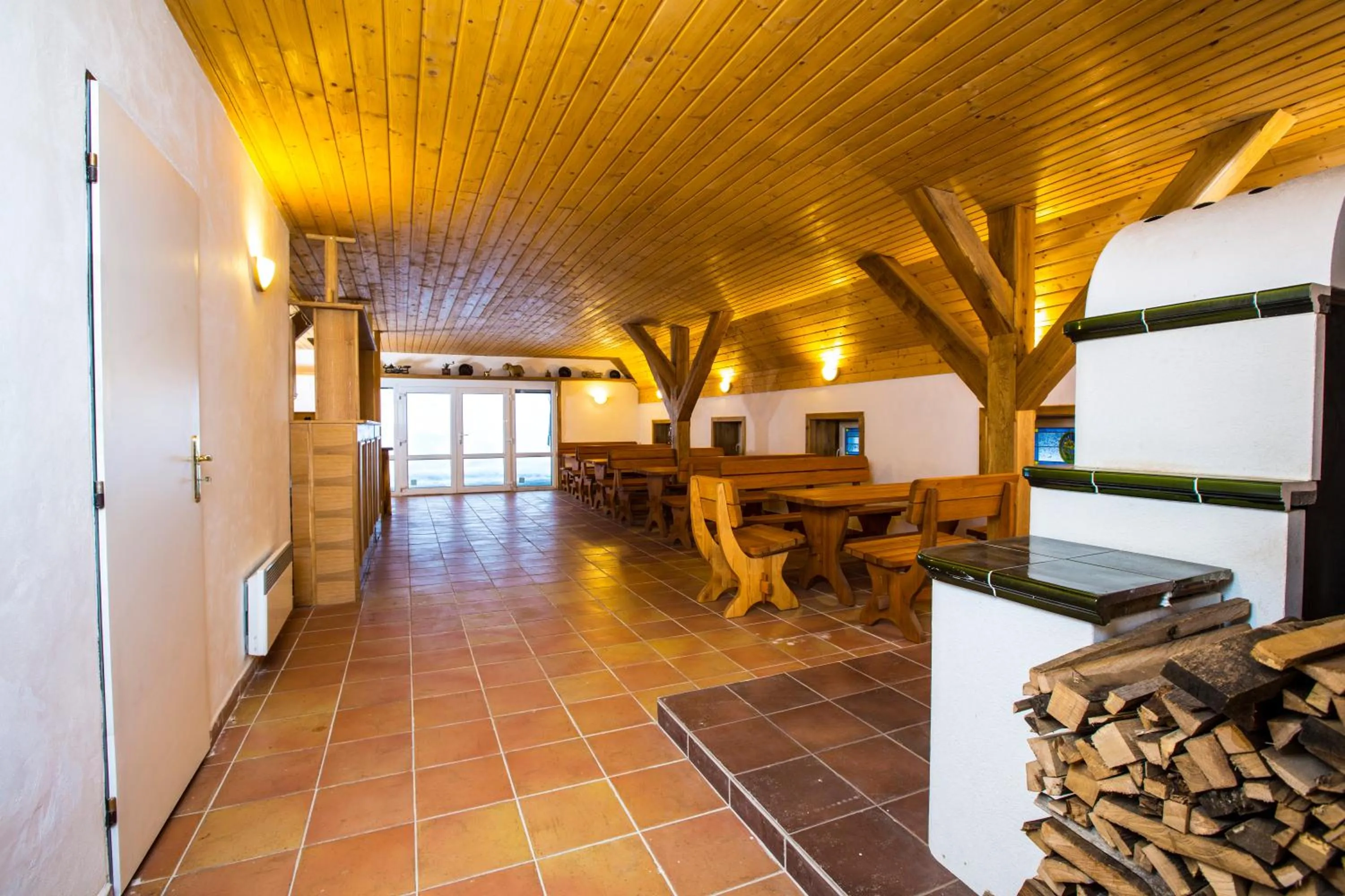 Dining area in Chata Pod lipami