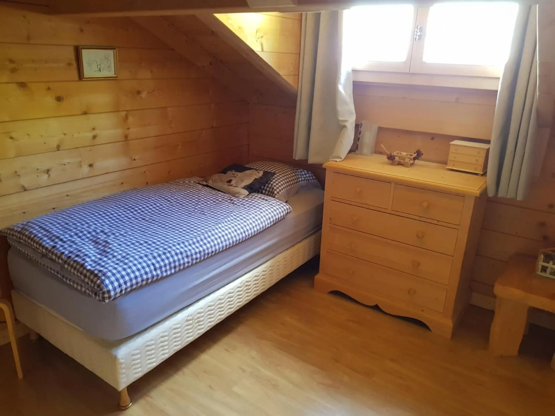 Bed in Les Genévriers