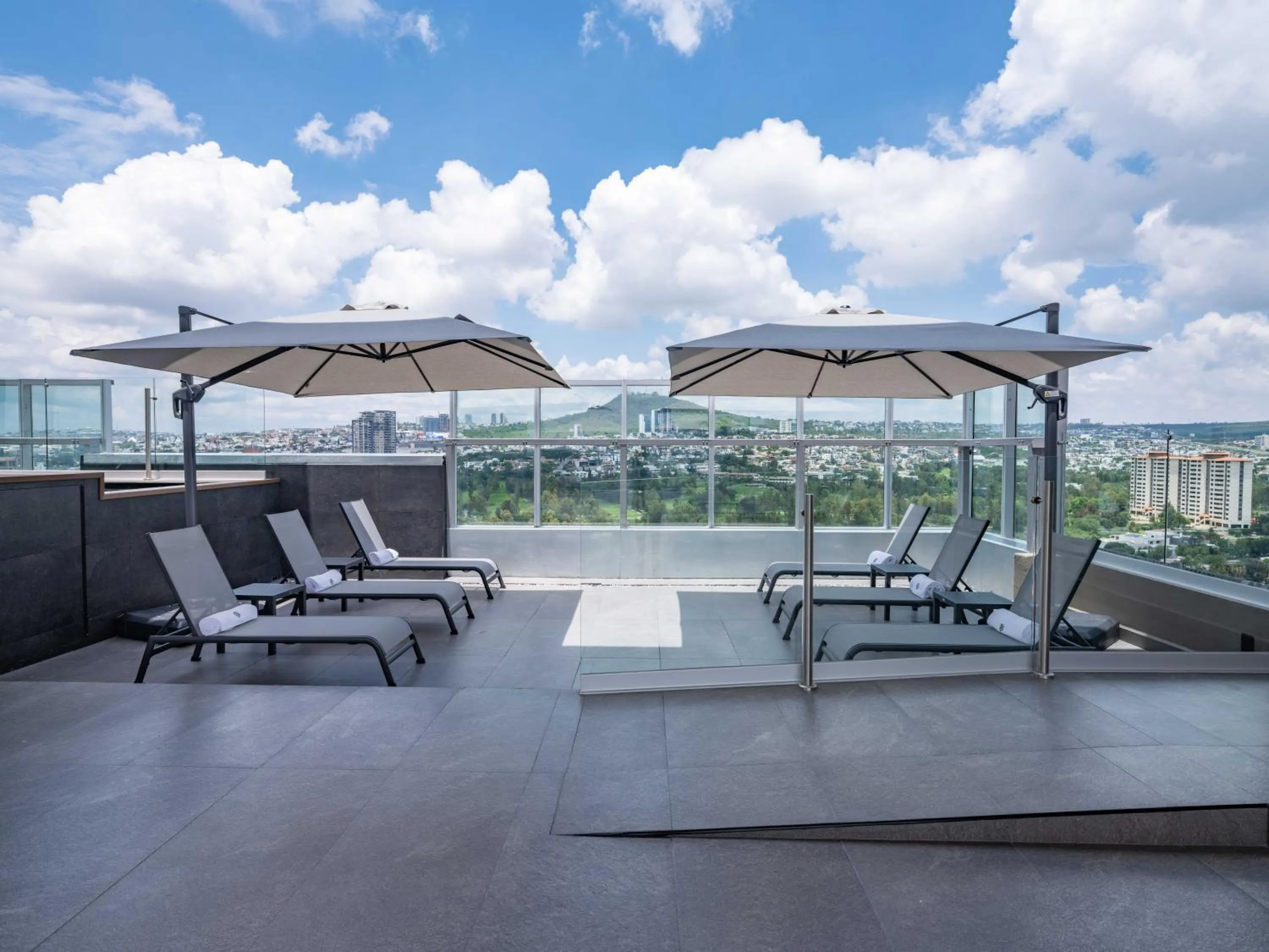 Balcony/Terrace in Galeria Plaza Leon