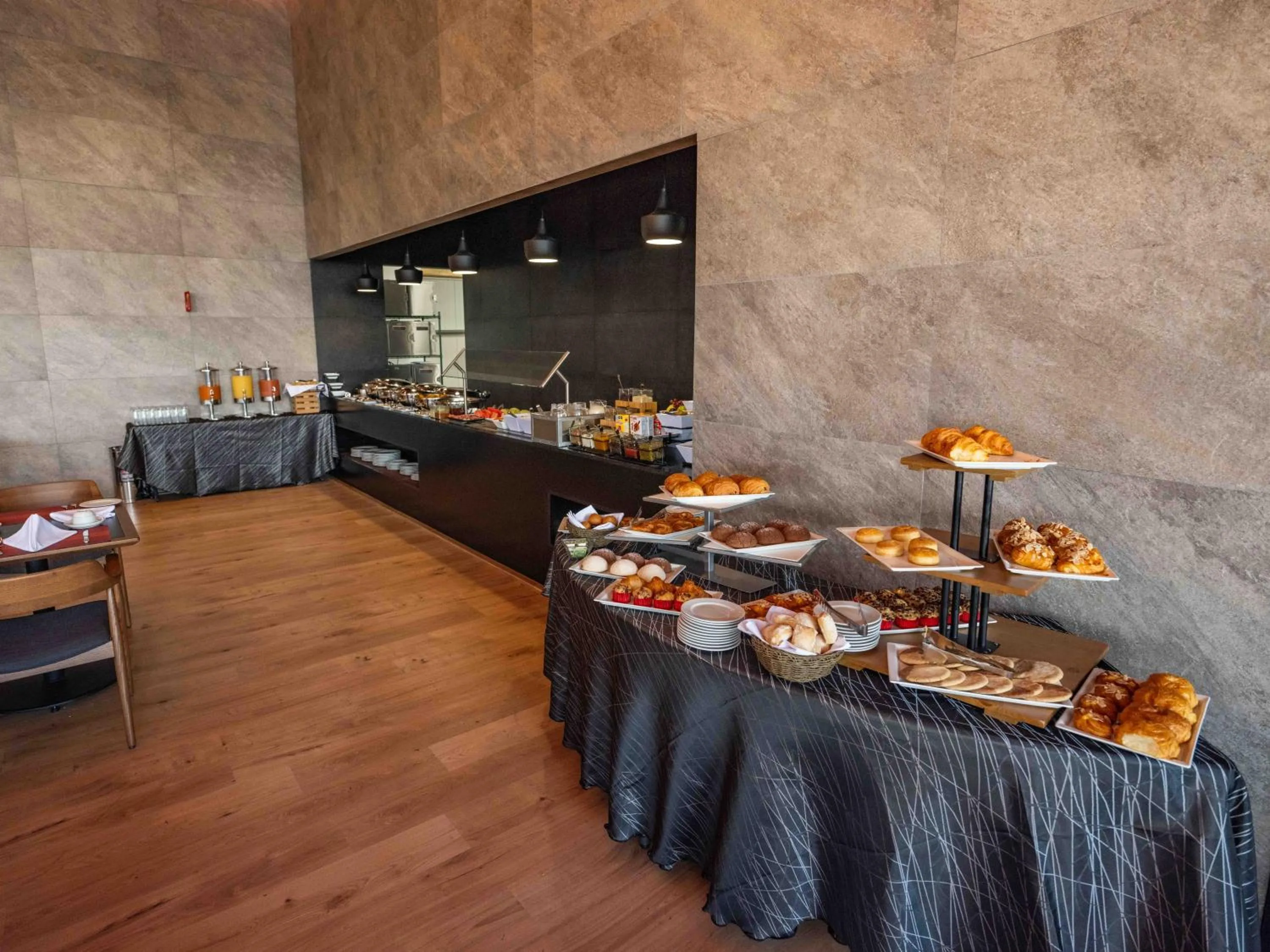 Restaurant/places to eat in Galeria Plaza Leon