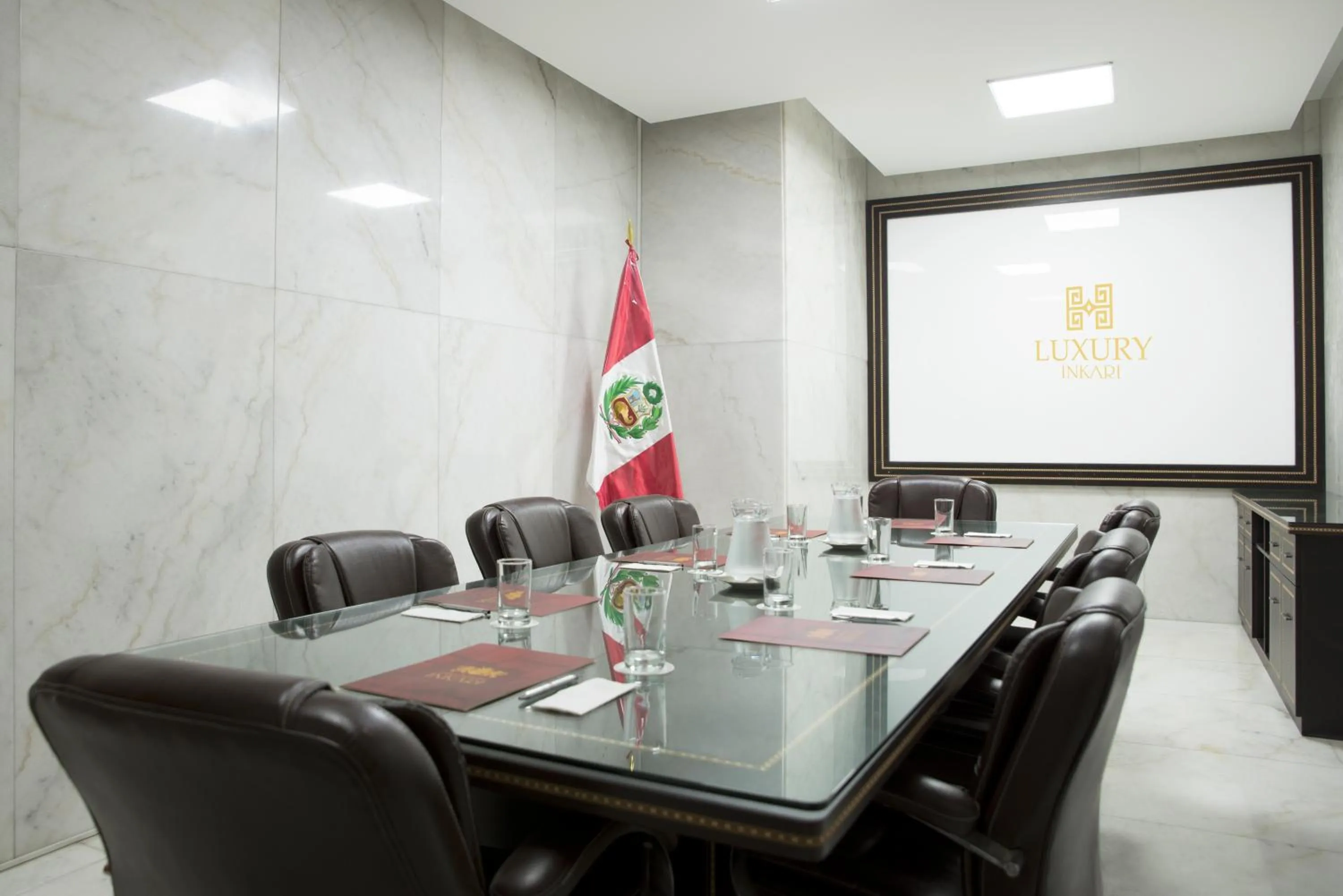 Business facilities in Luxury Inkari Hotel
