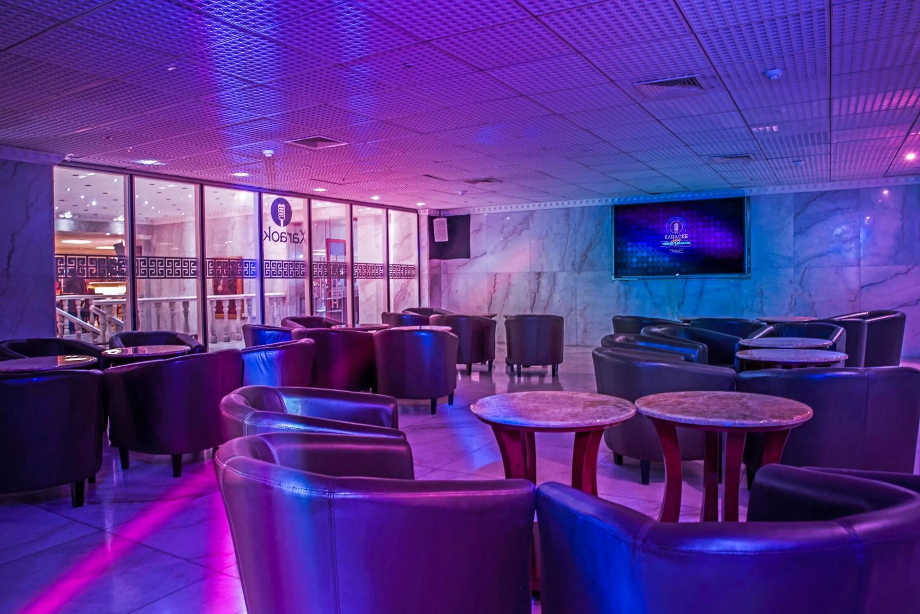 Karaoke in Luxury Inkari Hotel