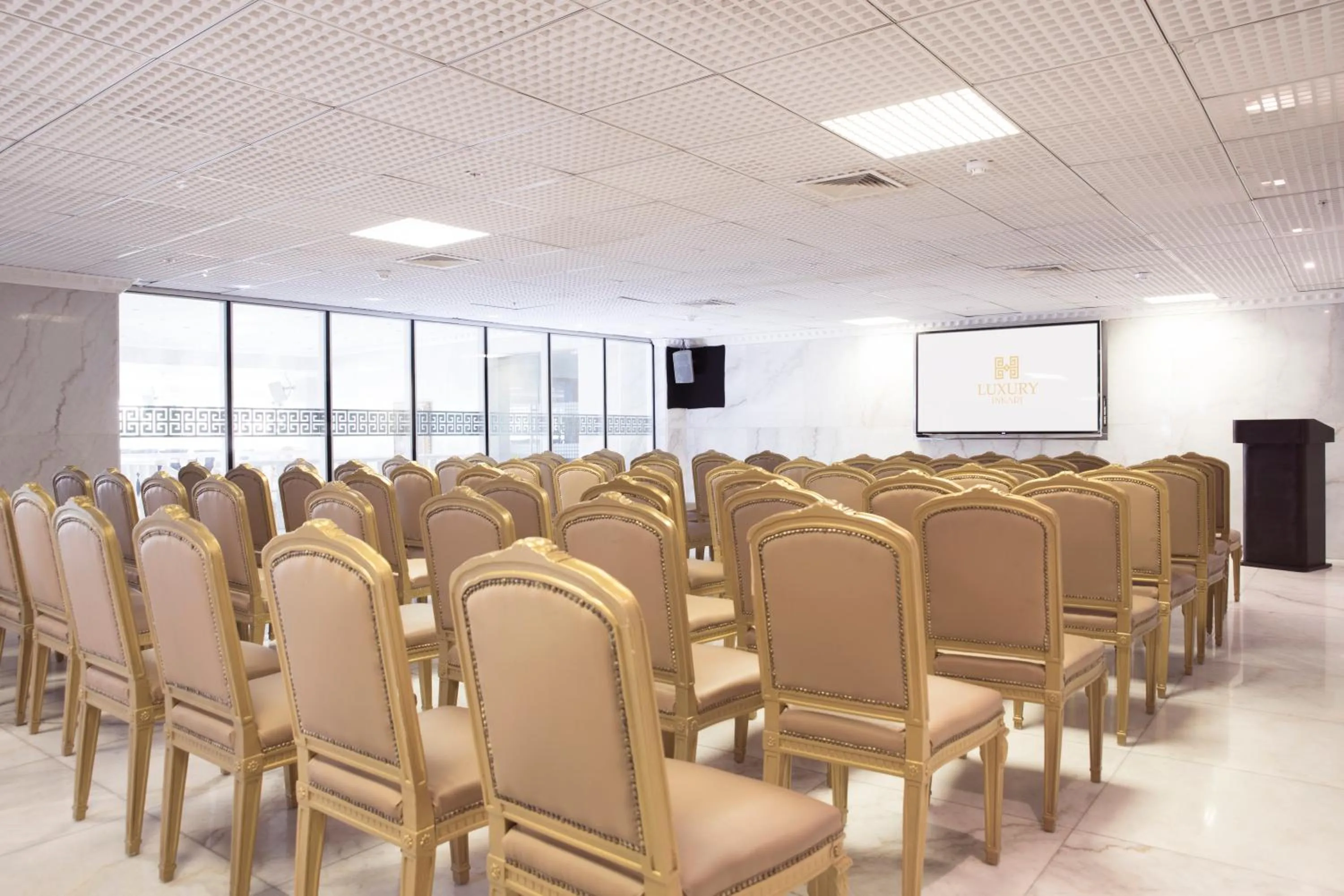 Business facilities in Luxury Inkari Hotel