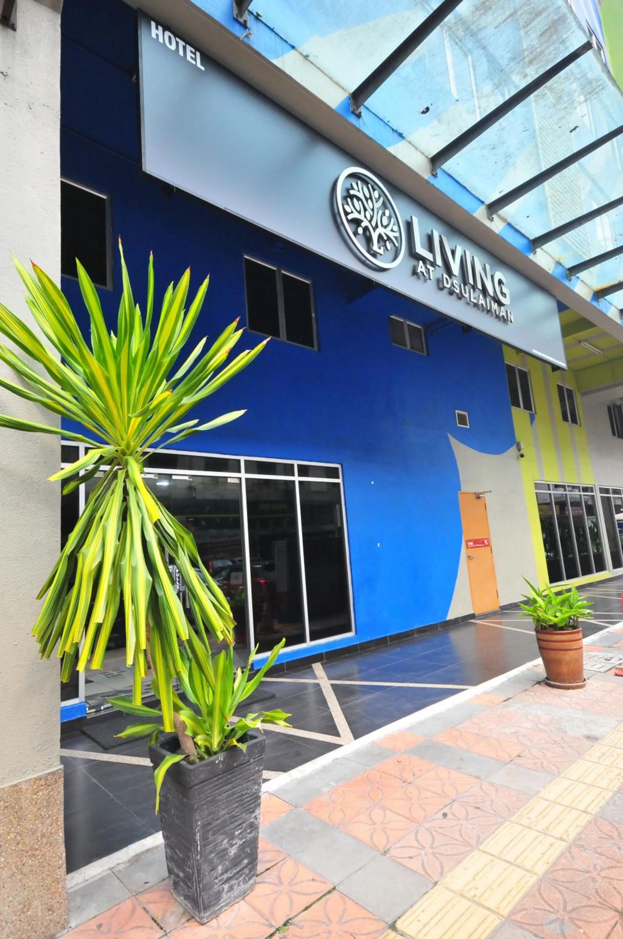 Living At DSulaiman Hotel