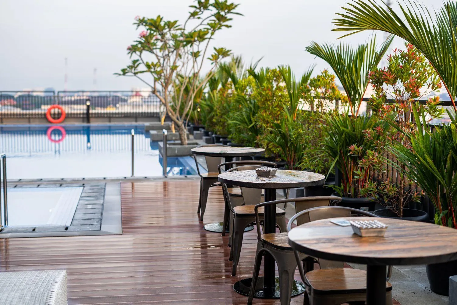 Swimming pool in 1O1 STYLE Yogyakarta Malioboro