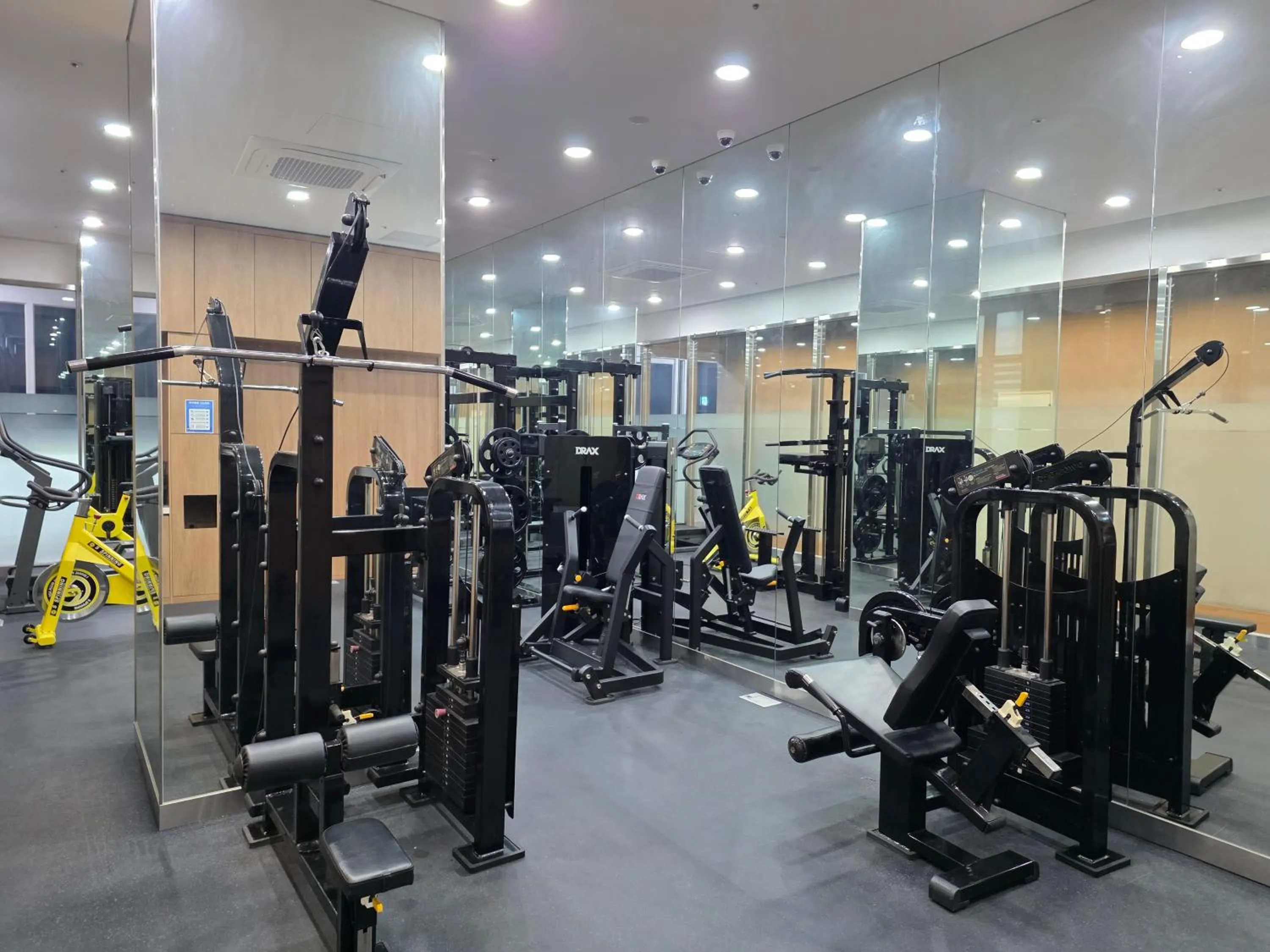 Fitness centre/facilities in SR Hotel Yeongjong