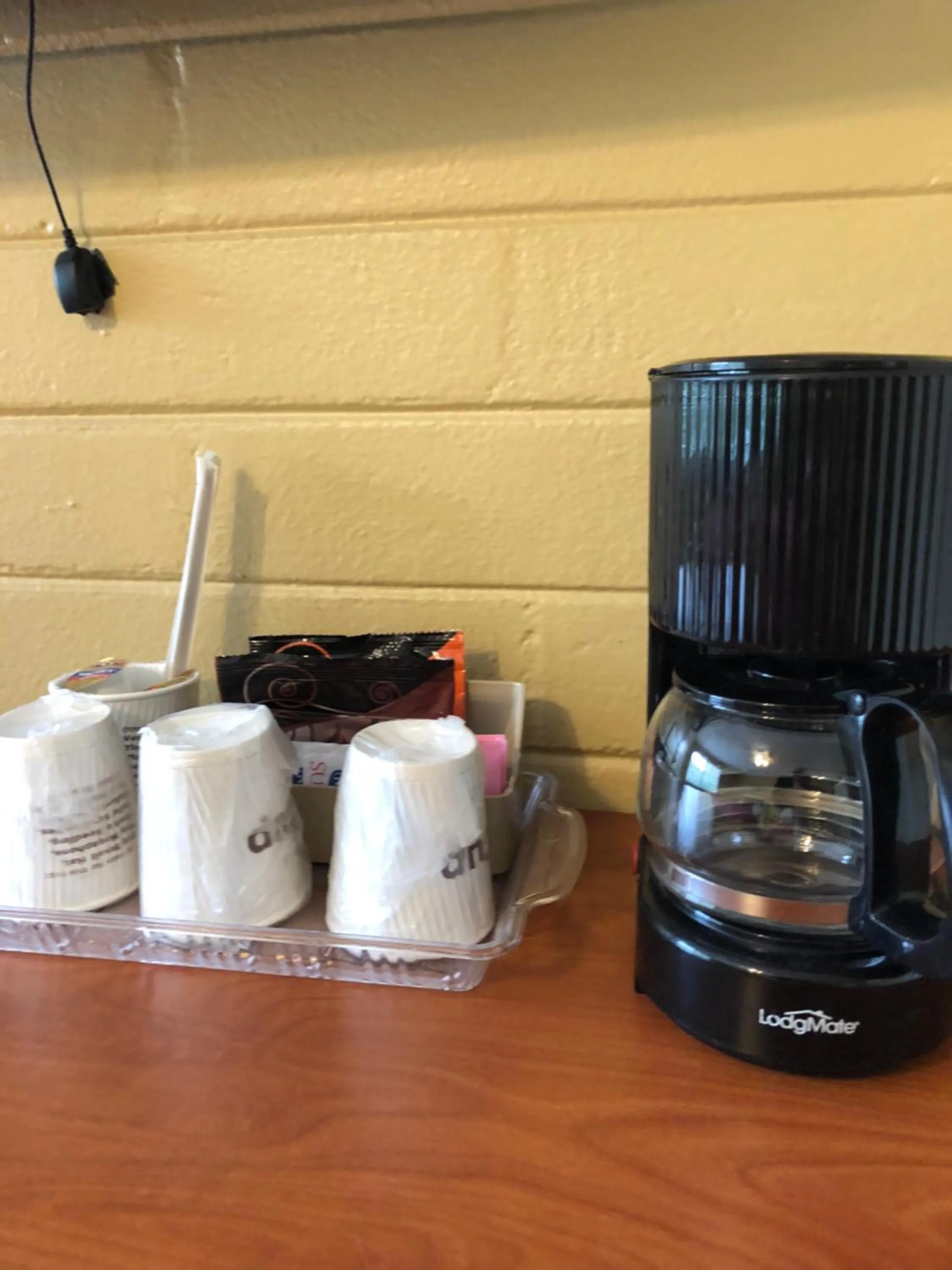 Lakeside Inn and Cafe