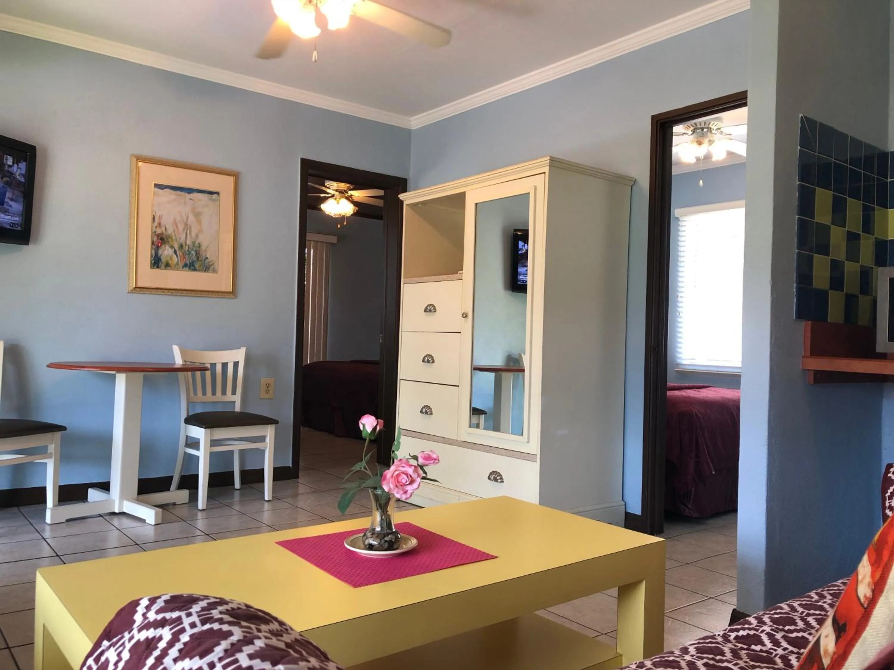 Photo of the whole room in Lakeside Inn and Cafe