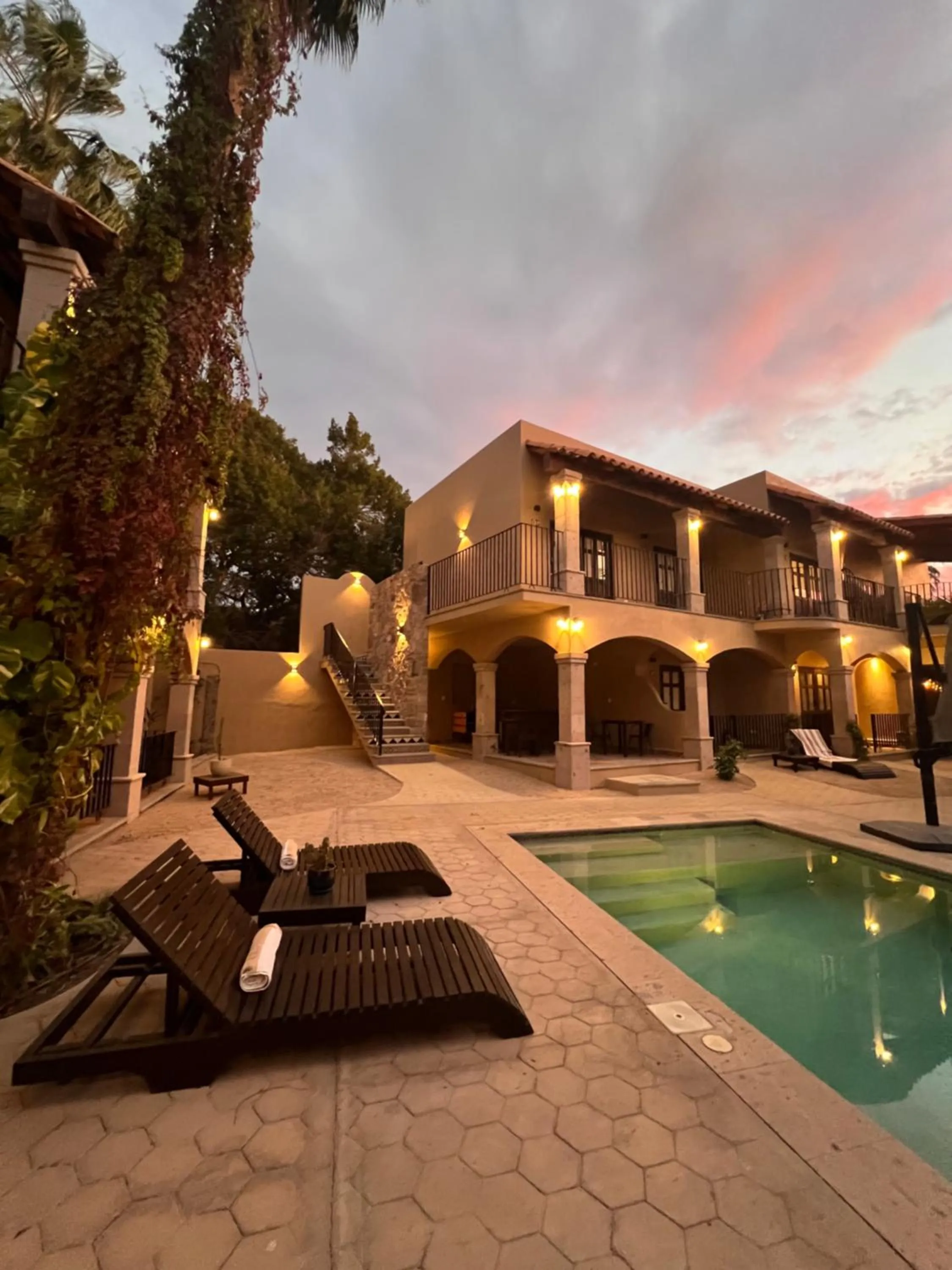 Property building in Hotel 1697 Loreto