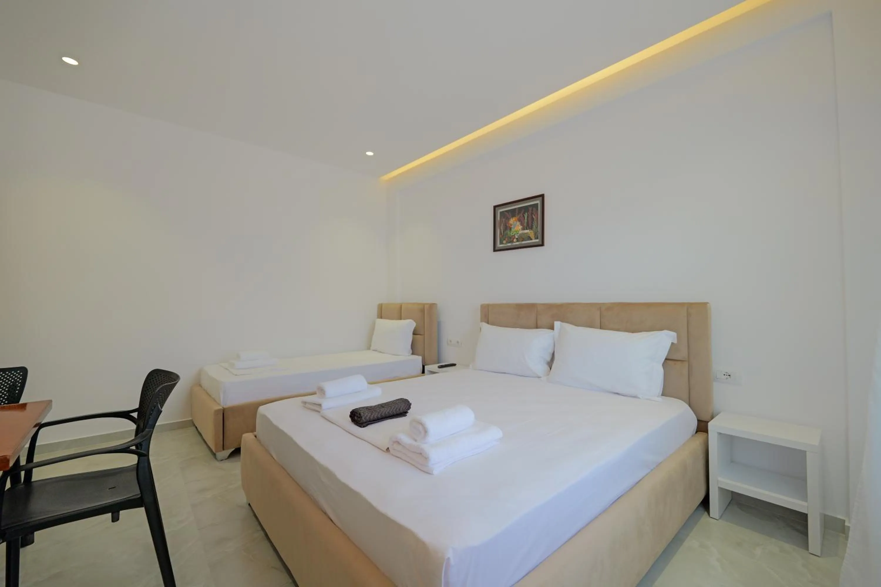 Living room, Bed in Central Garden Sofia 1- Free Parking