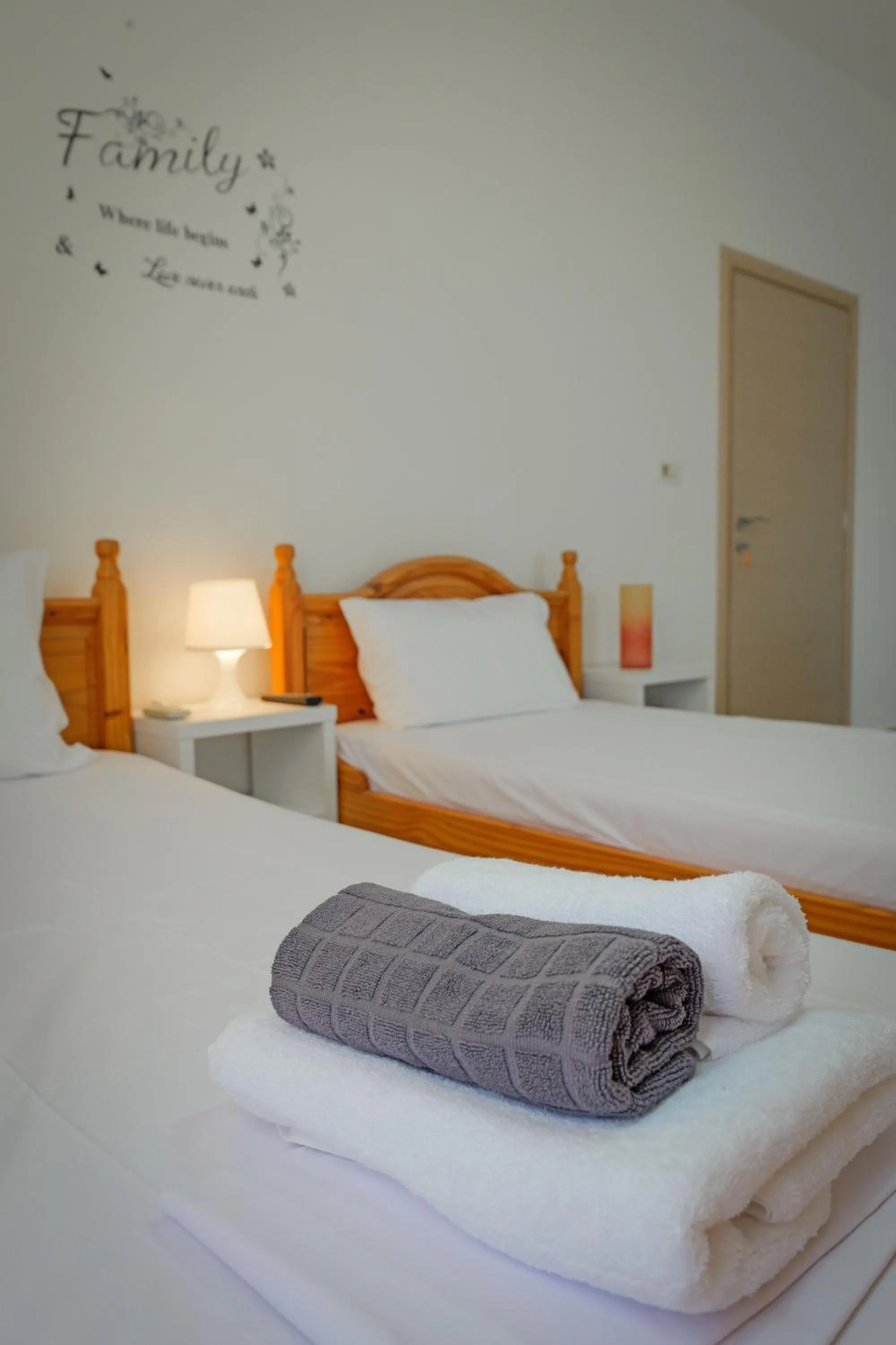 Bed in Central Garden Sofia 1- Free Parking