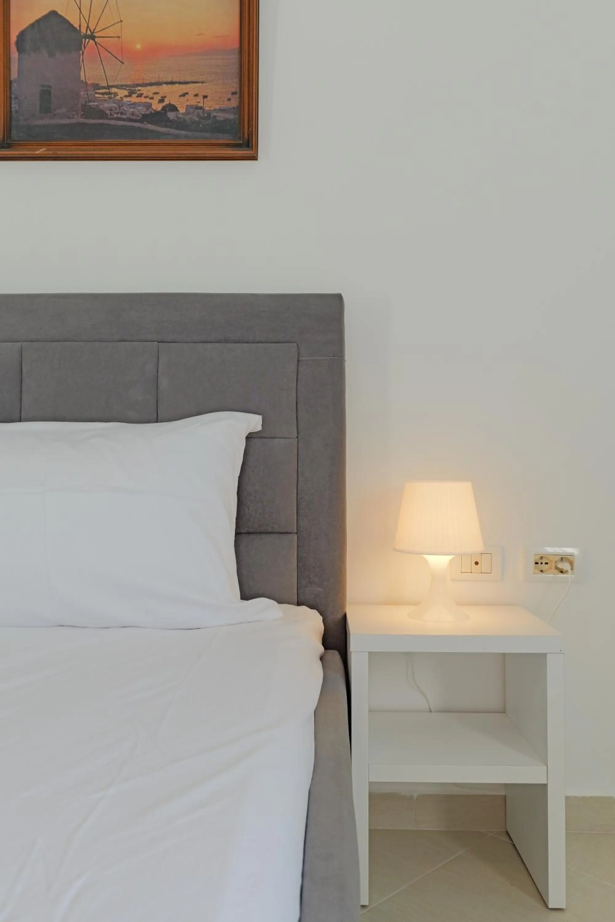 Bed in Central Garden Sofia 1- Free Parking