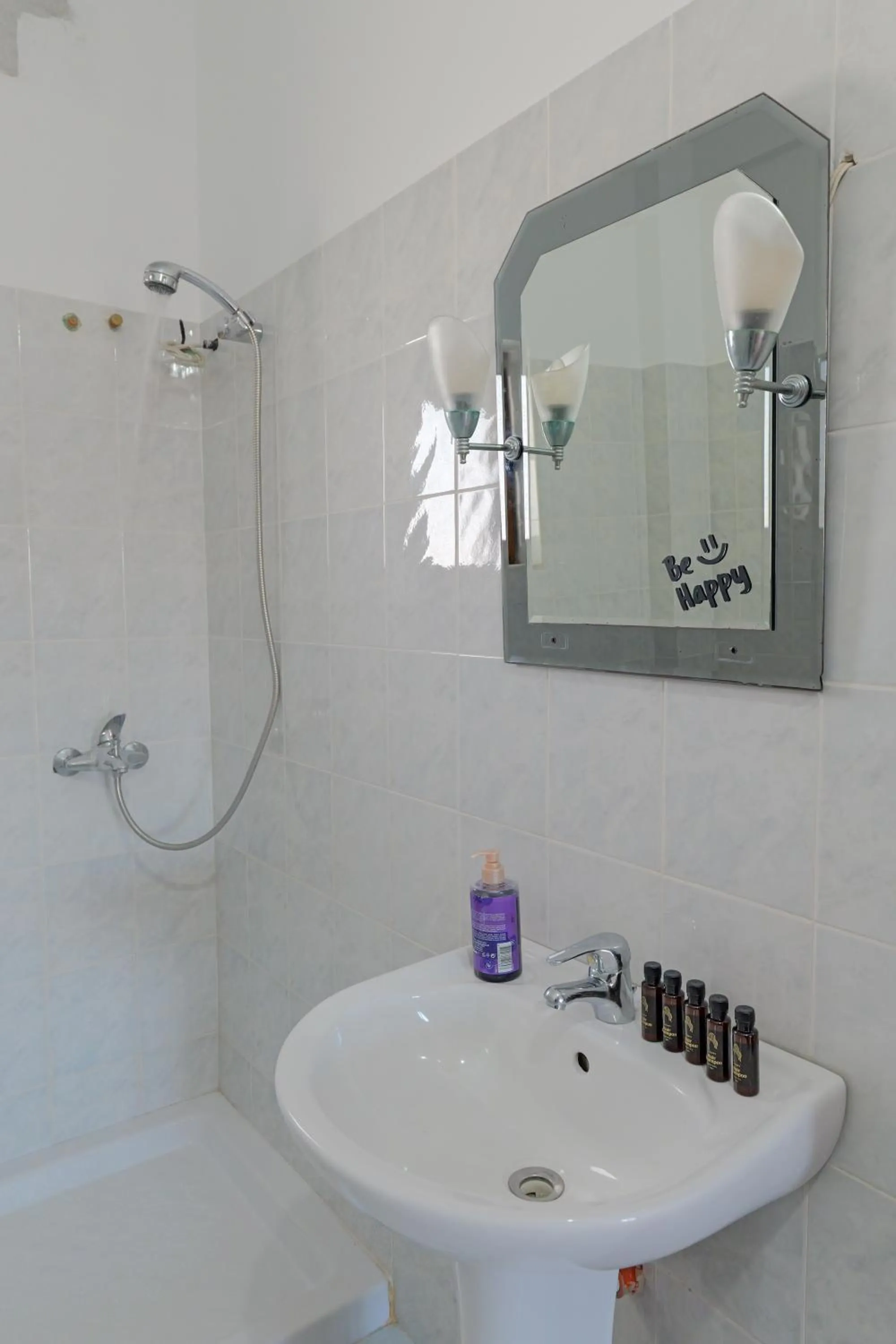 Bathroom in Central Garden Sofia 1- Free Parking