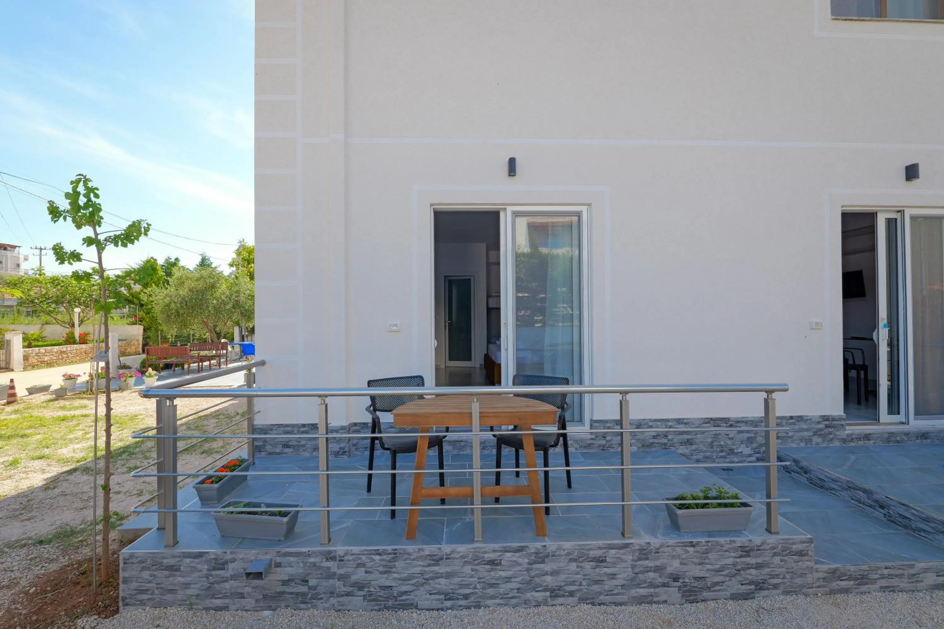 Balcony/Terrace in Central Garden Sofia 1- Free Parking