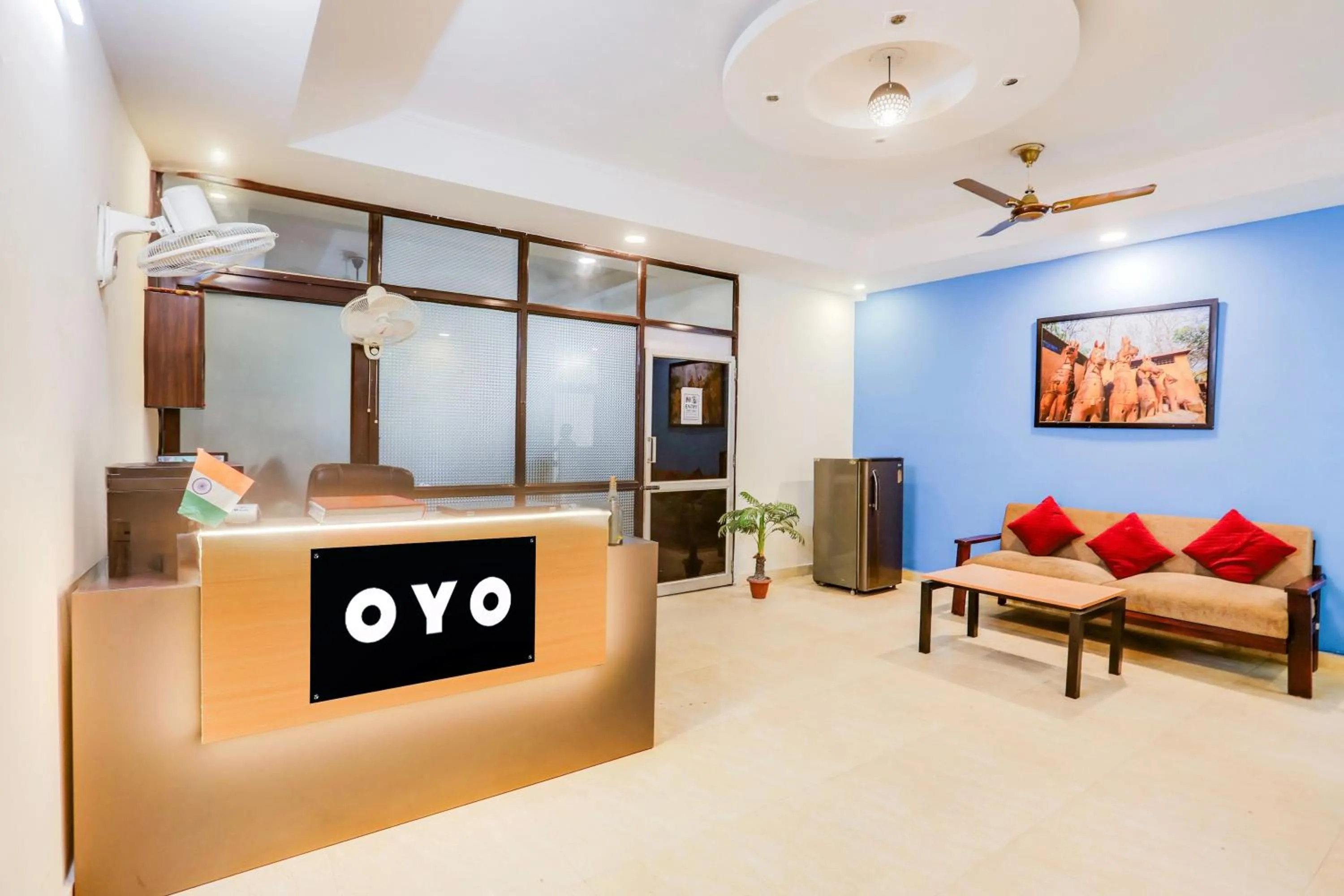 Lobby or reception in Hotel O KD Plaza 6