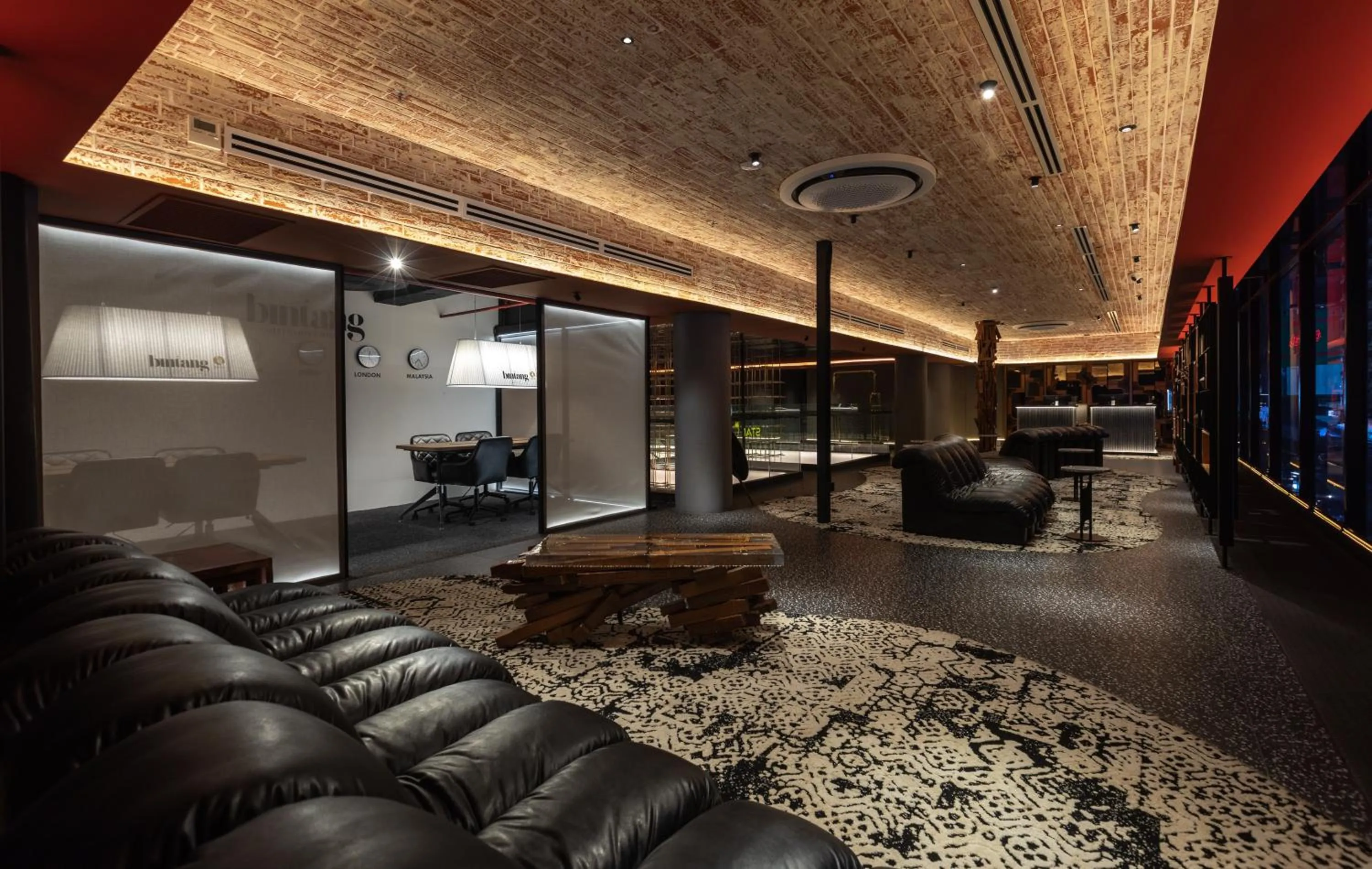 Seating area in Bintang Collectionz Hotel