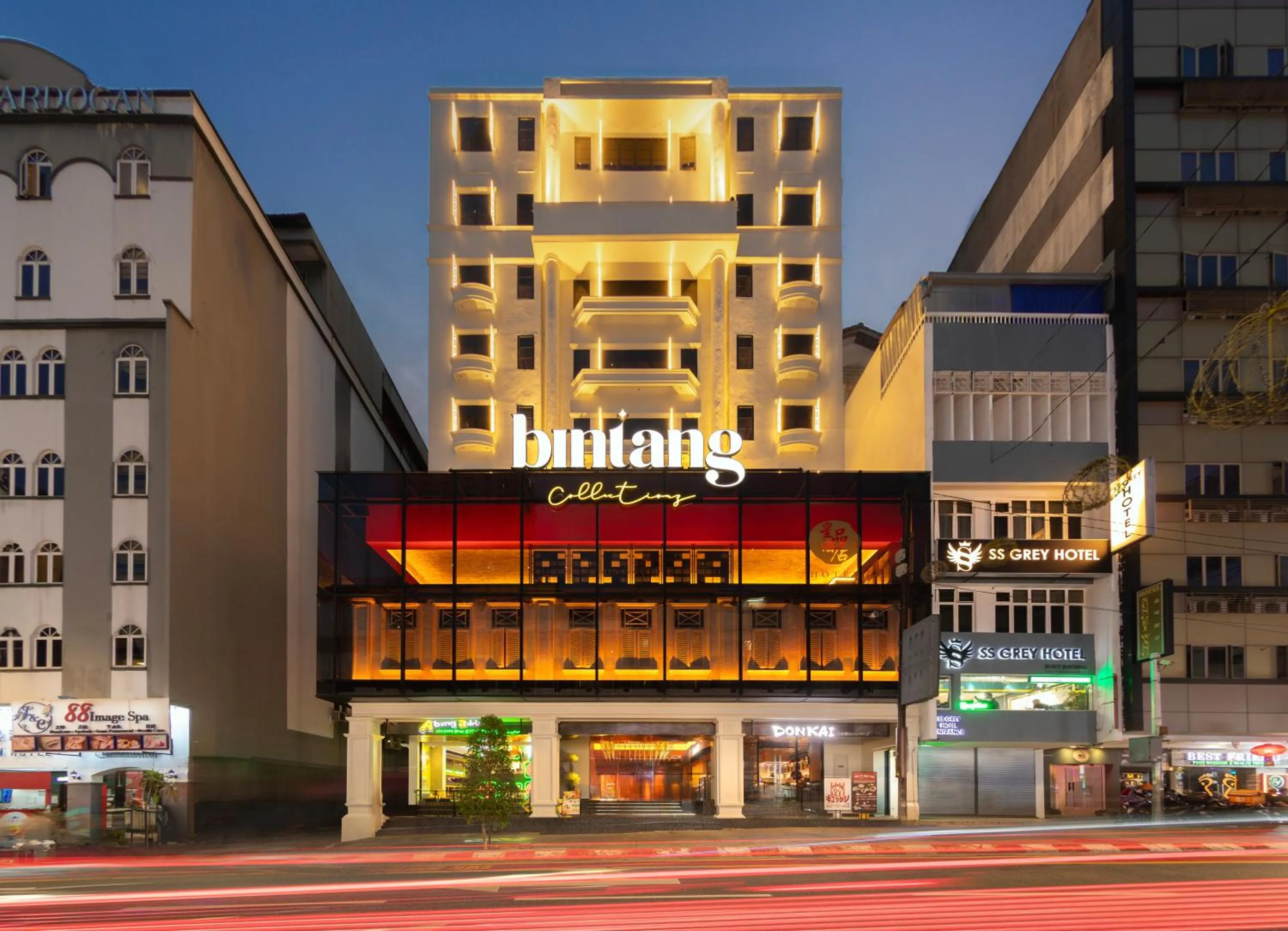 Property building in Bintang Collectionz Hotel