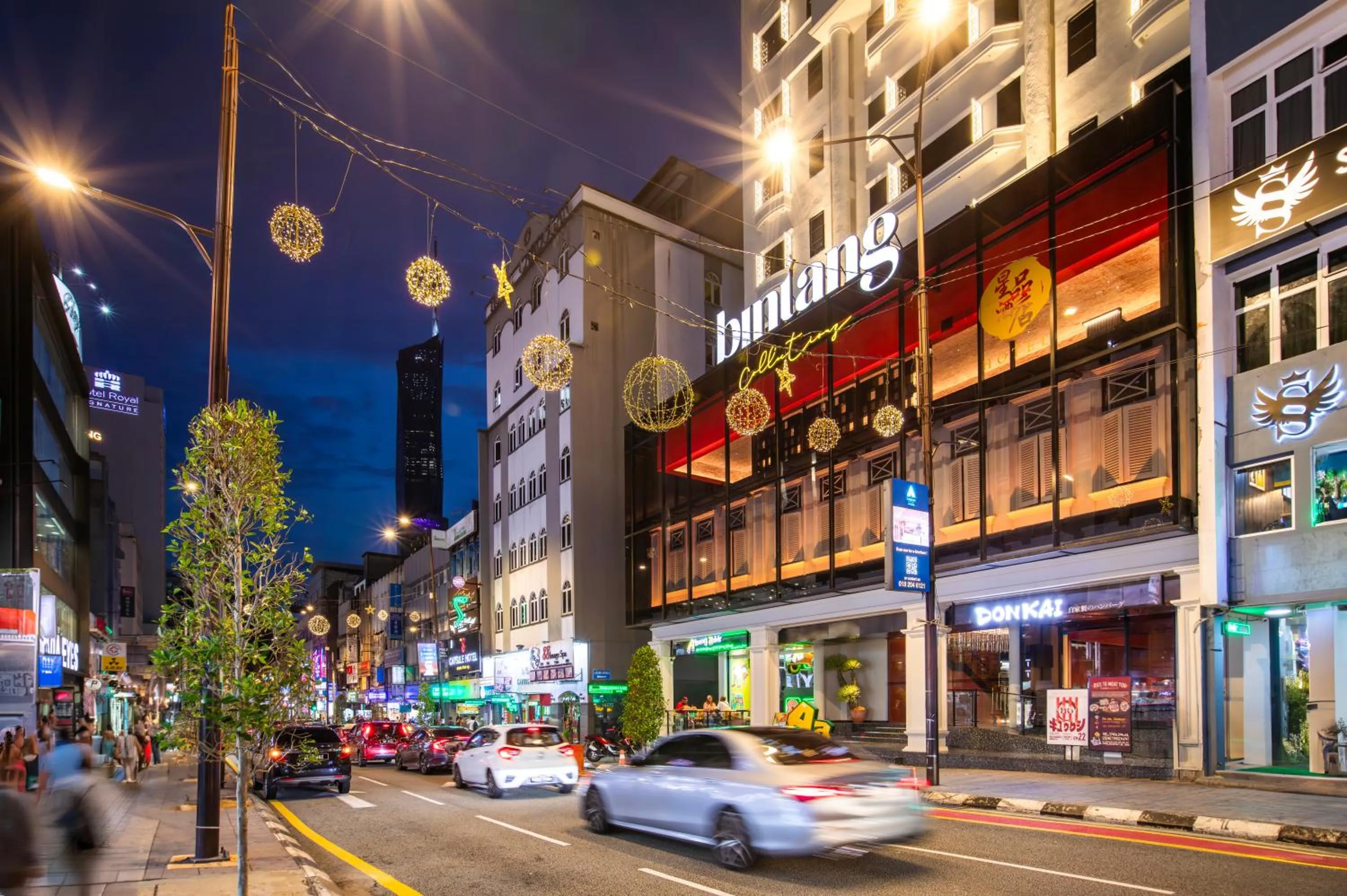 Property building in Bintang Collectionz Hotel