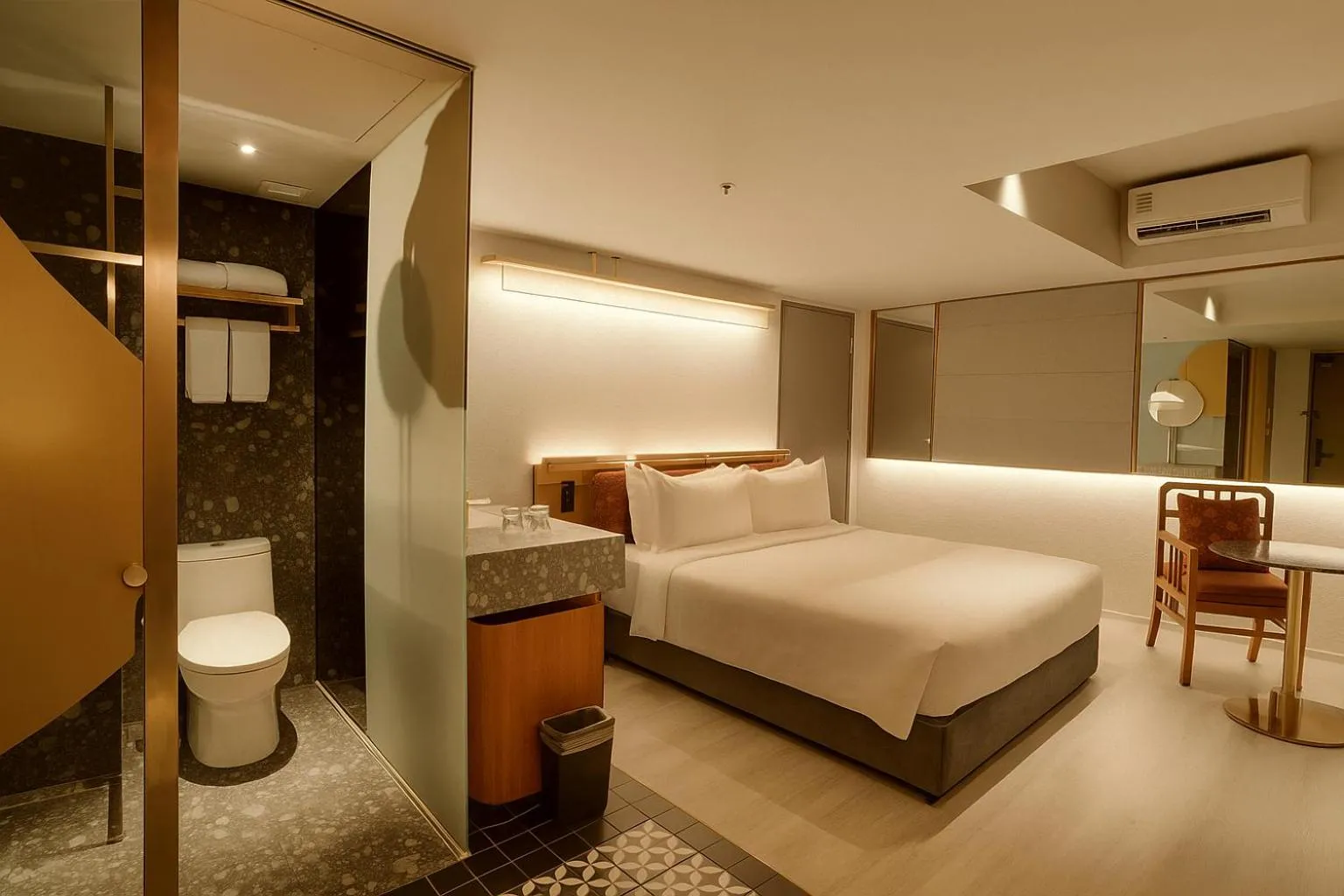 Bed in Bintang Collectionz Hotel