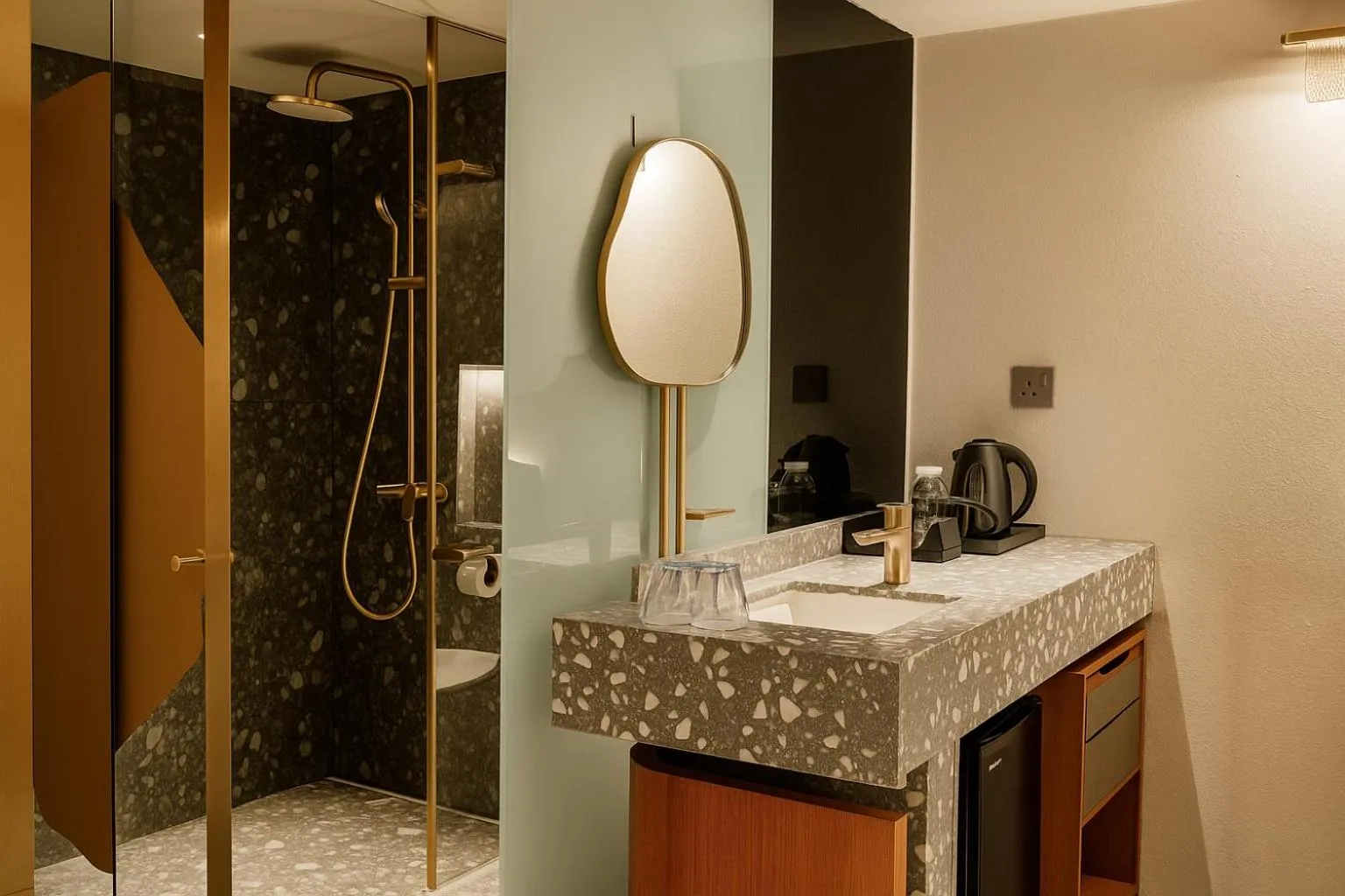 Bathroom in Bintang Collectionz Hotel