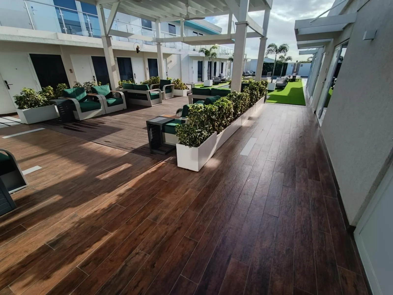 Aruba Boutique & Art Hotel - Adults Only