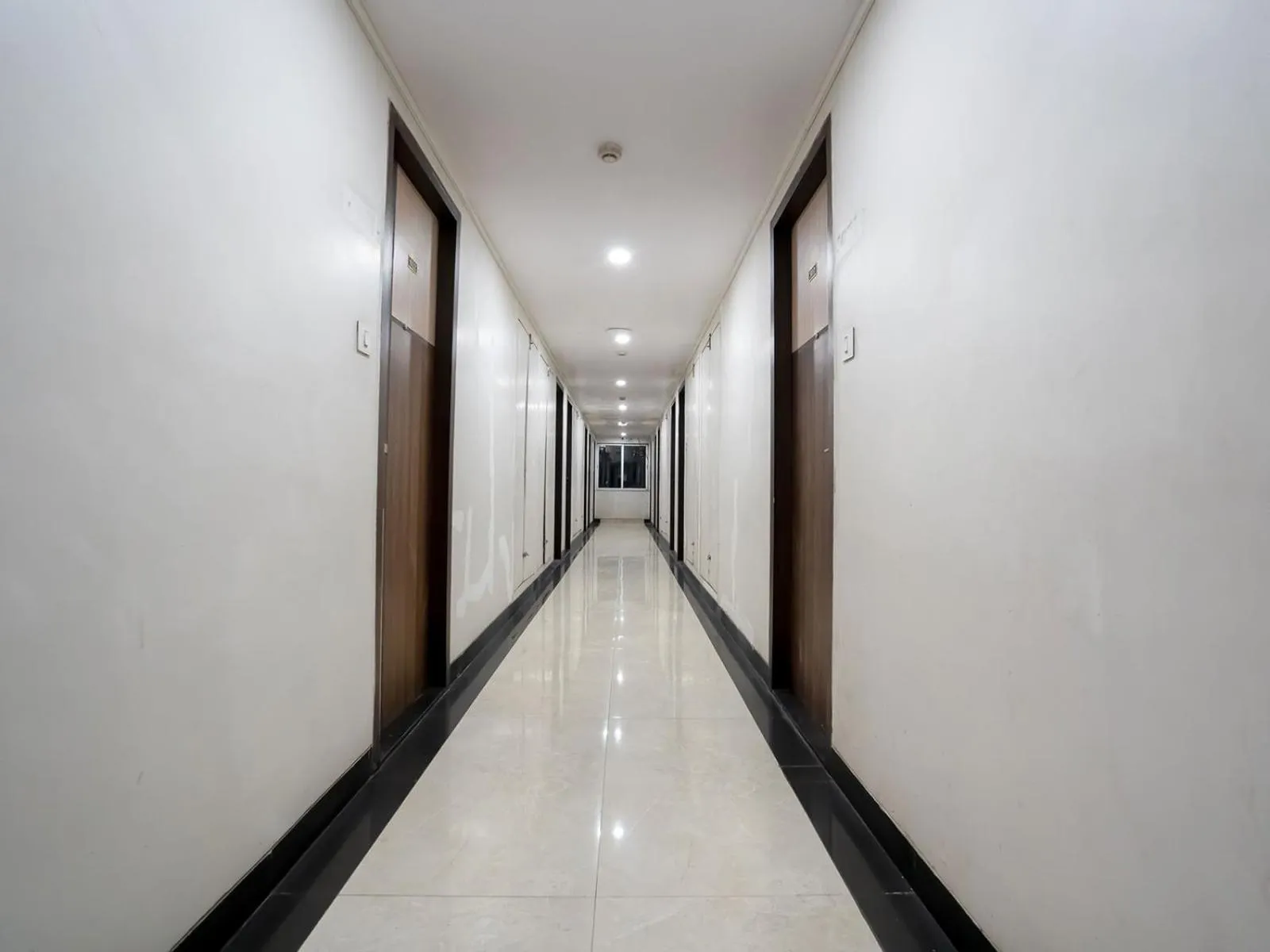 Lobby or reception in Hotel Grand Seasons- Navi Mumbai