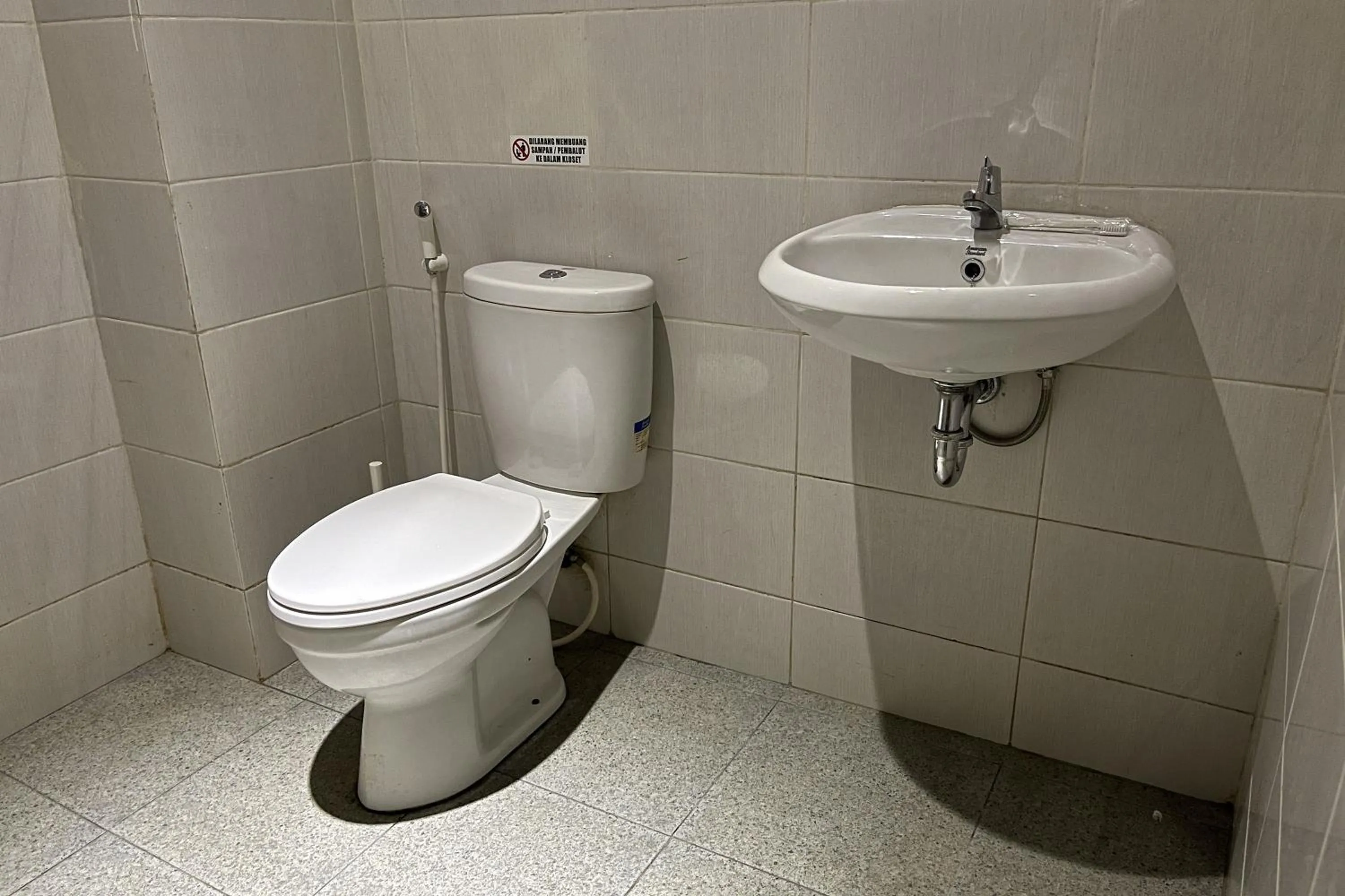 Bathroom in Good Day Inn