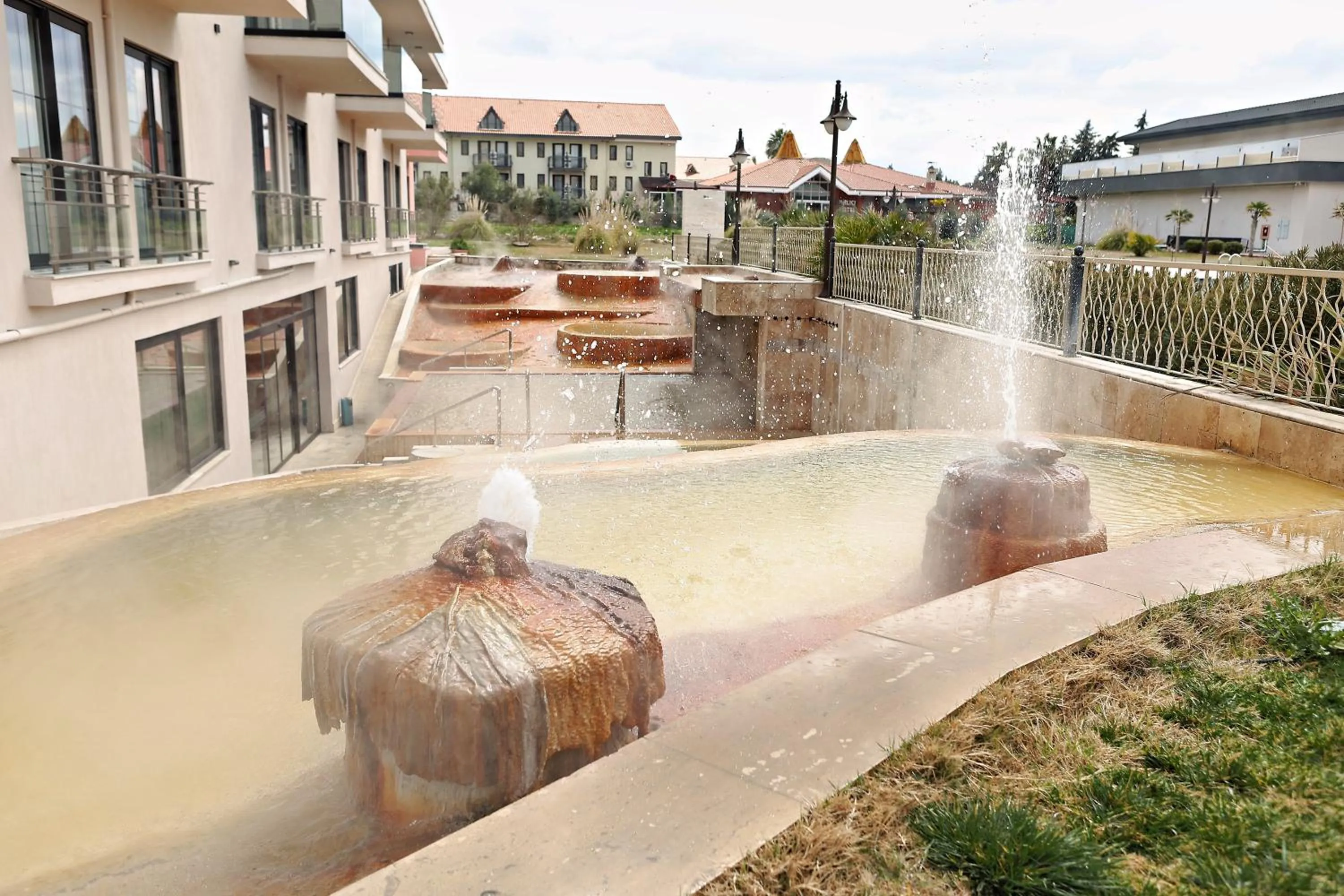 Property building in Pamukkale Kaya Termal Otel