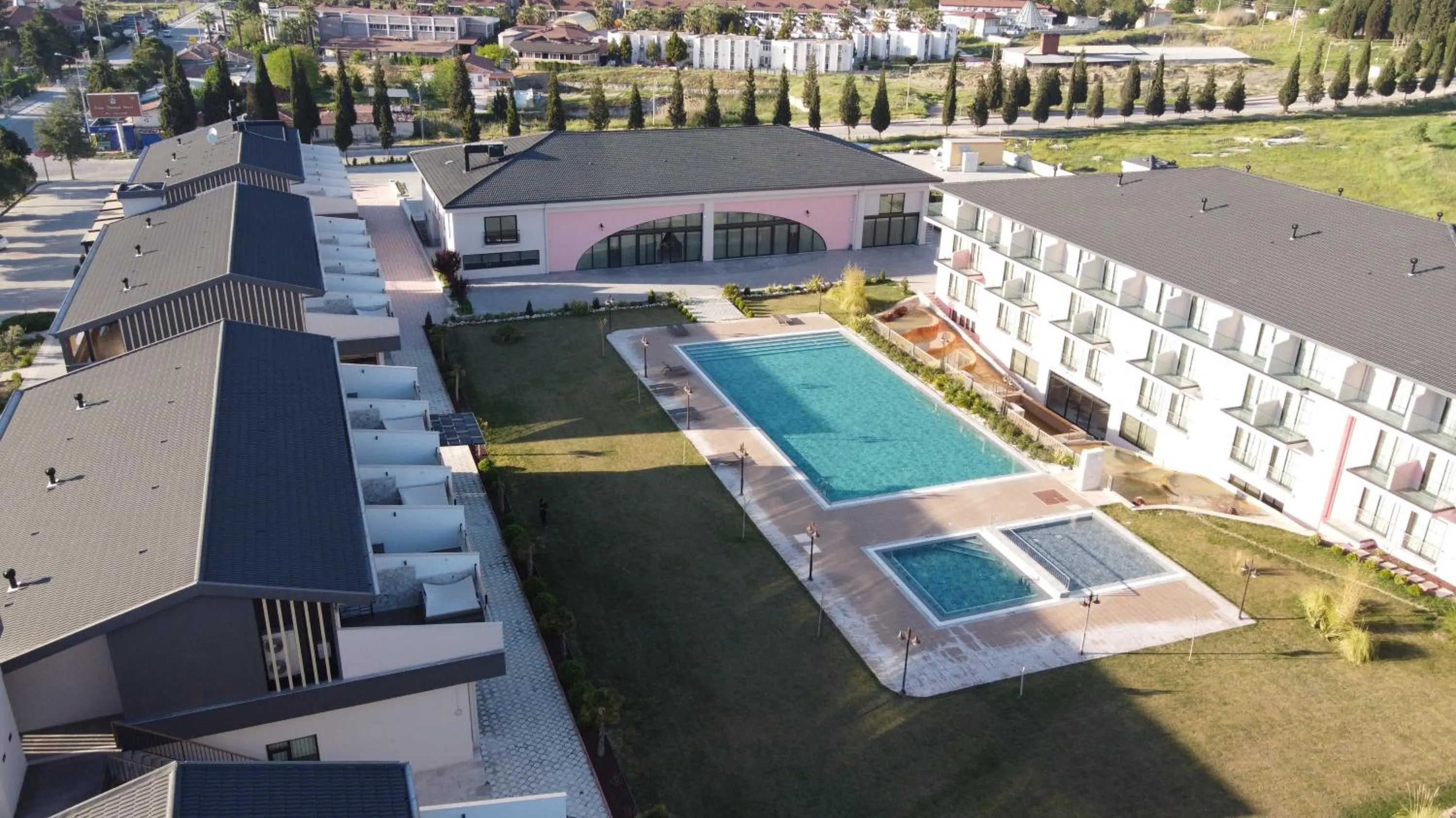 Property building in Pamukkale Kaya Termal Otel
