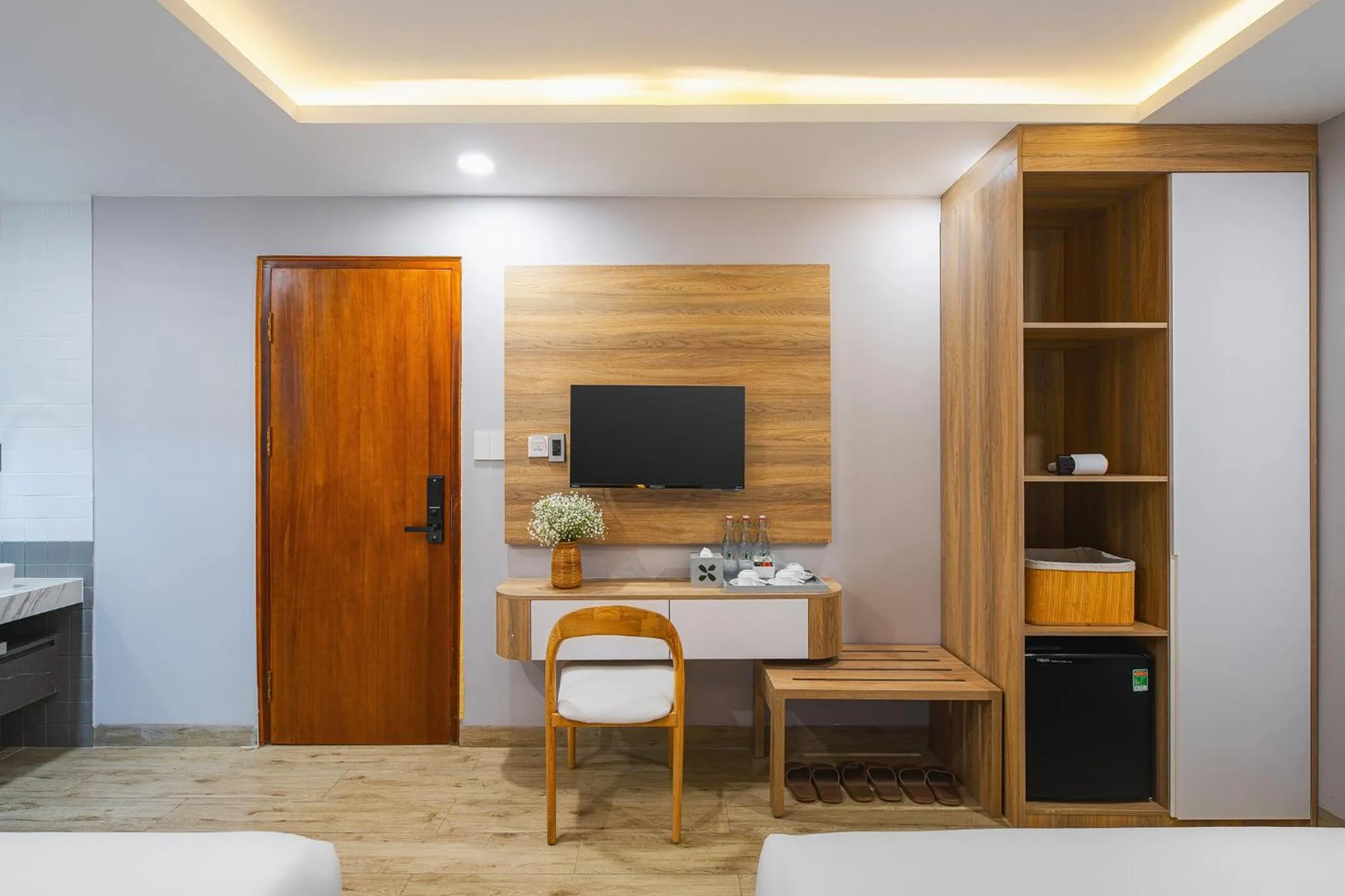 wardrobe in Nature Hotel - Win Happy