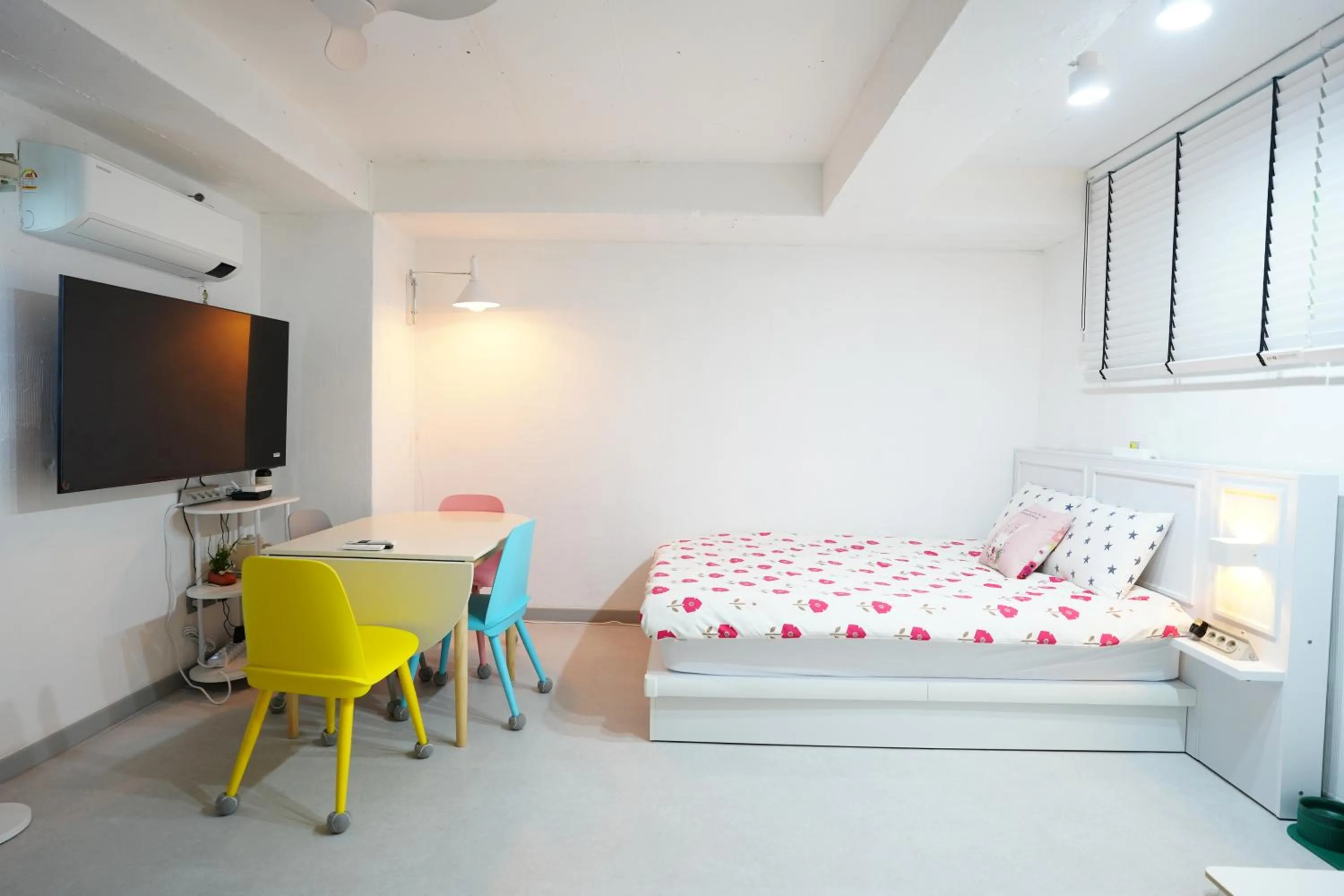 Bed in Residence Unicorn