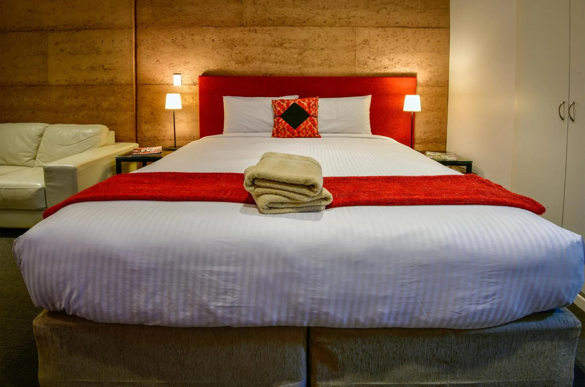 Bed in Crossroads Ecomotel