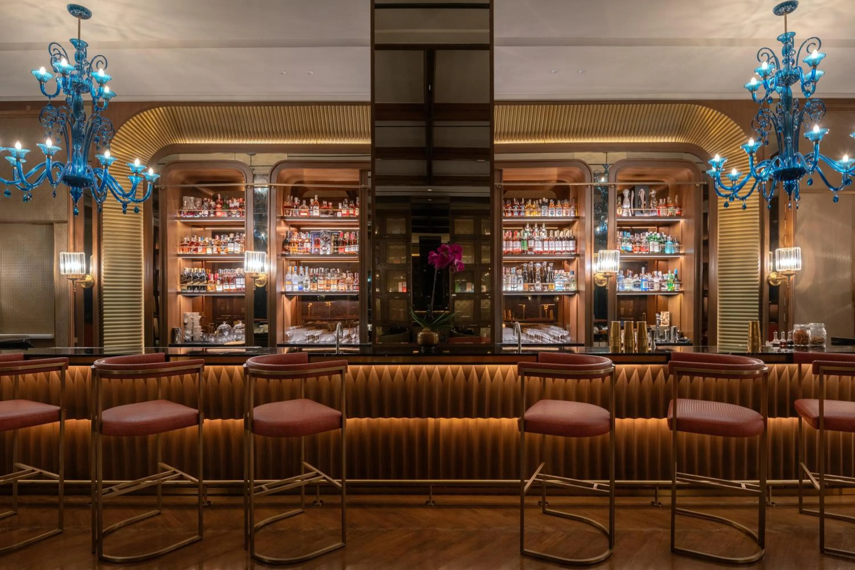 Lounge or bar in Solaire Resort North