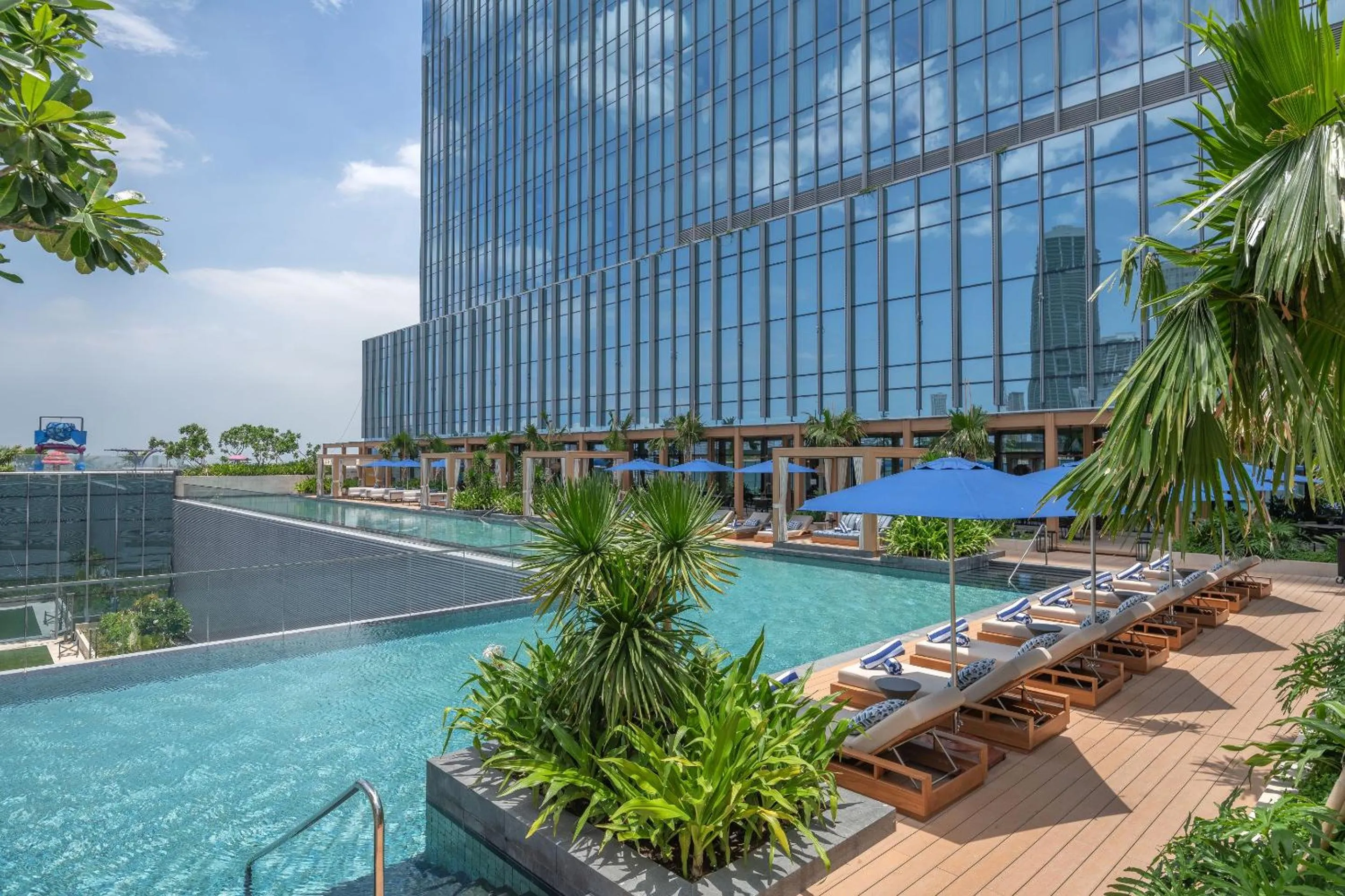 Swimming pool in Solaire Resort North