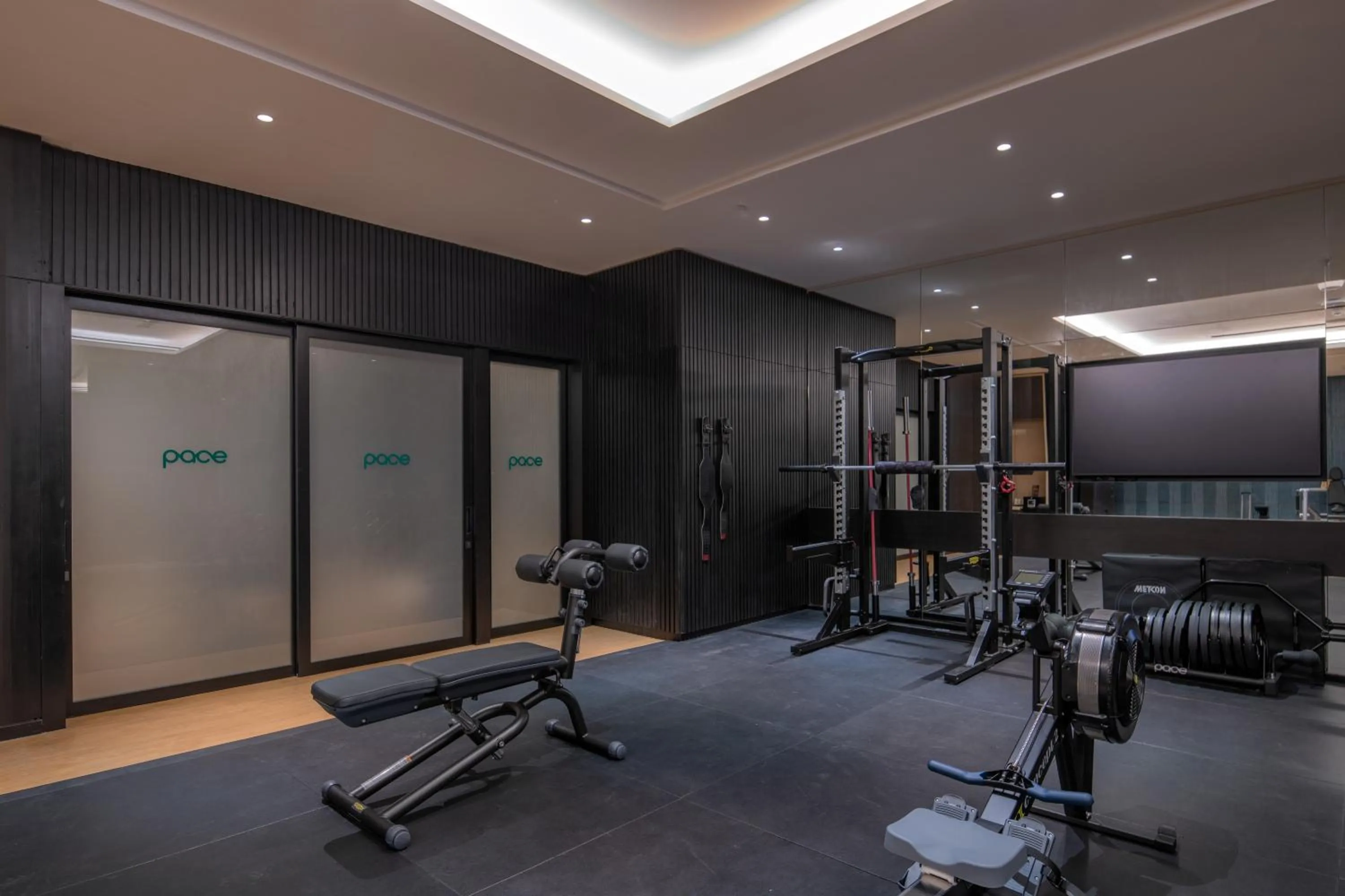 Fitness centre/facilities in Solaire Resort North