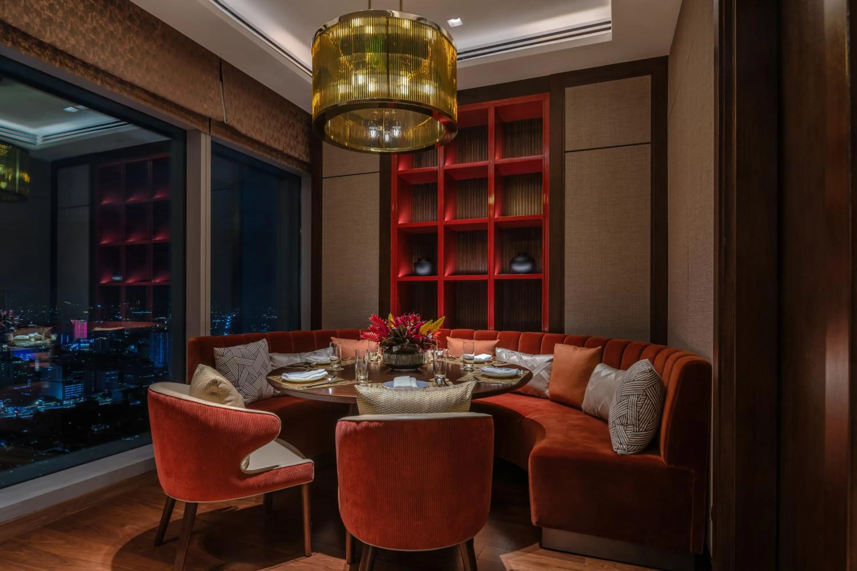 Restaurant/places to eat in Solaire Resort North