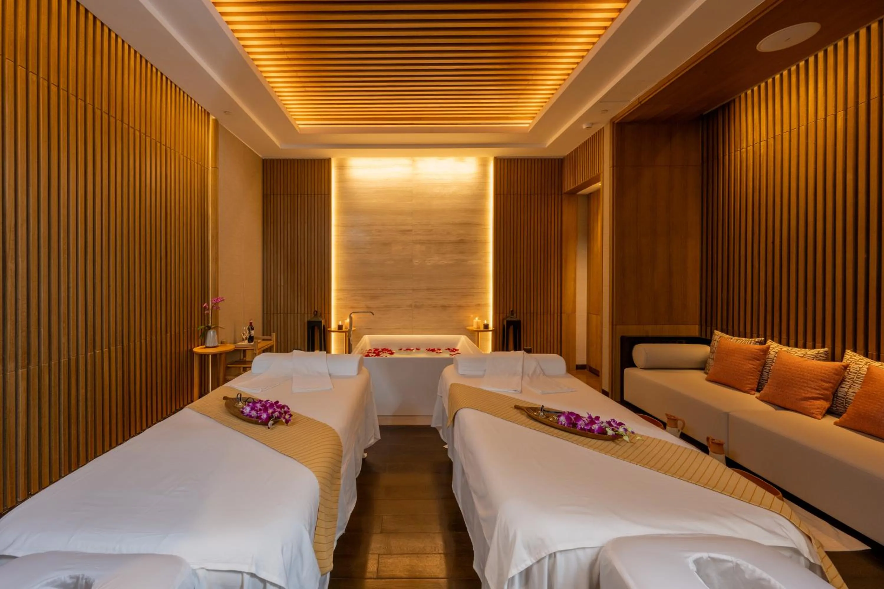 Spa and wellness centre/facilities, Bed in Solaire Resort North