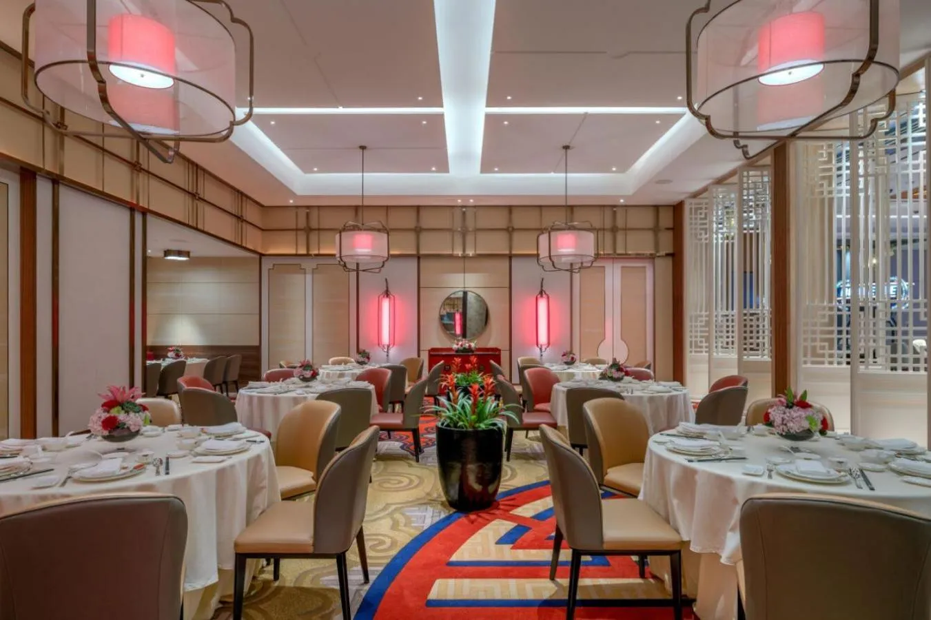 Restaurant/places to eat in Solaire Resort North