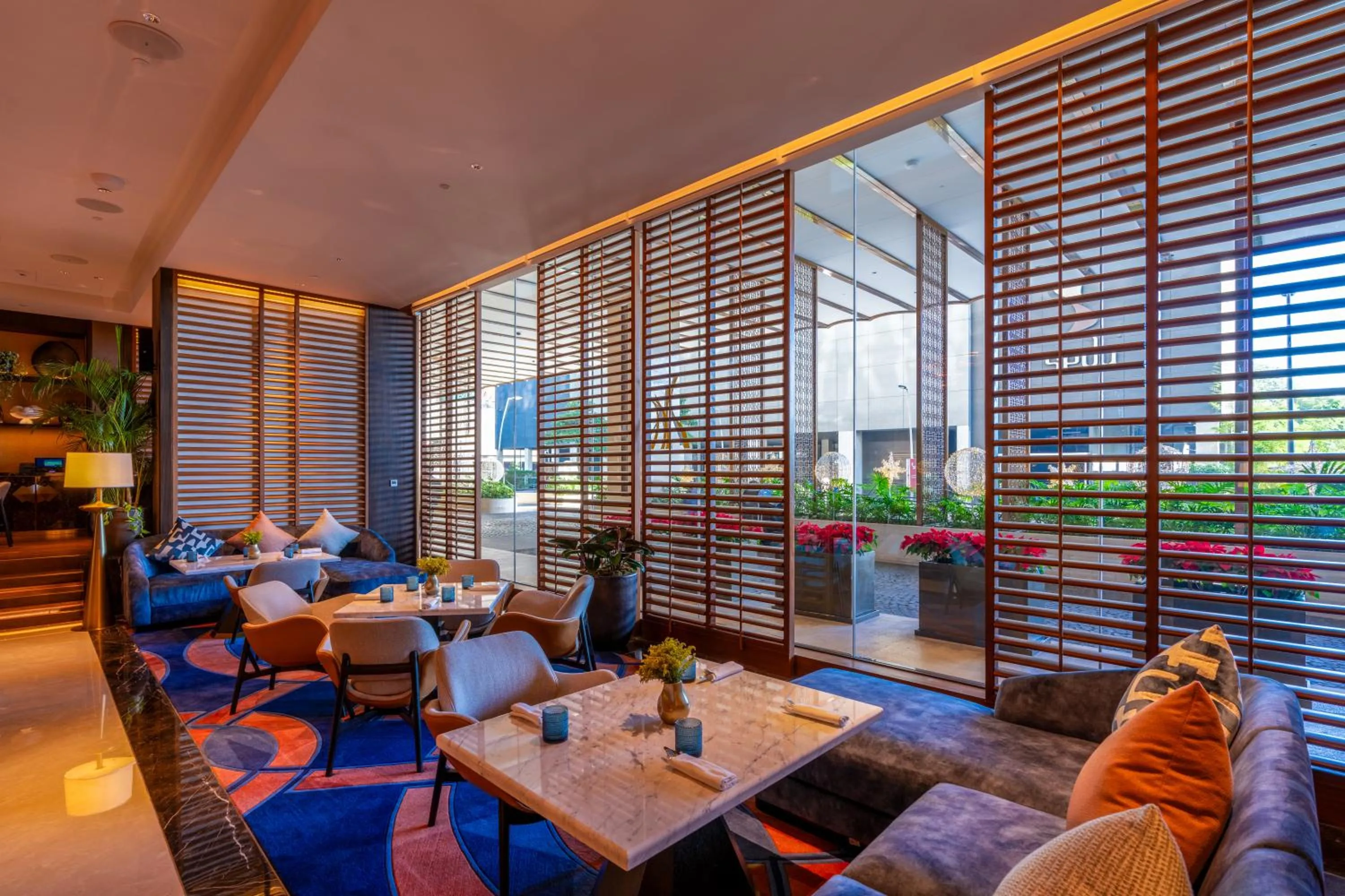 Restaurant/places to eat in Solaire Resort North