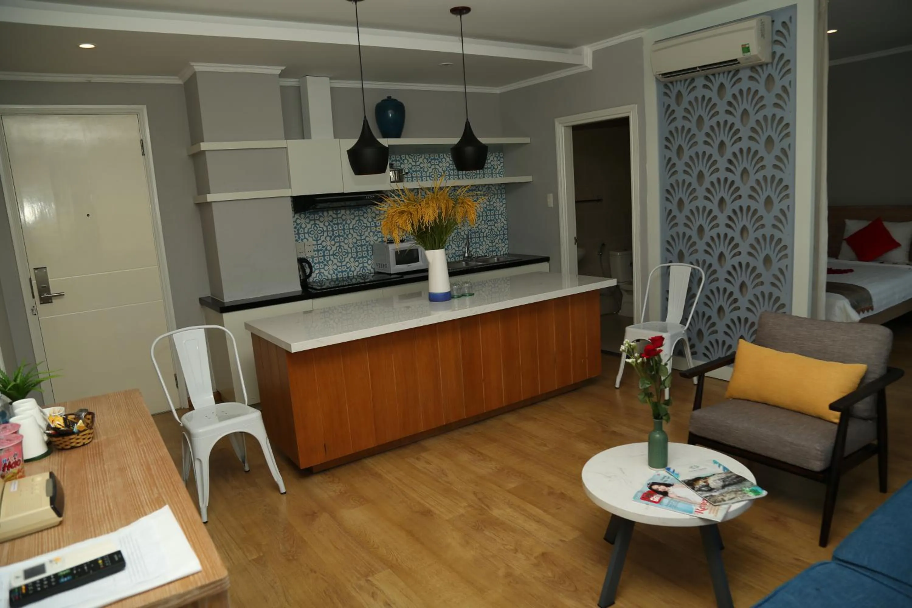 Living room in KaKa Hotel Han River